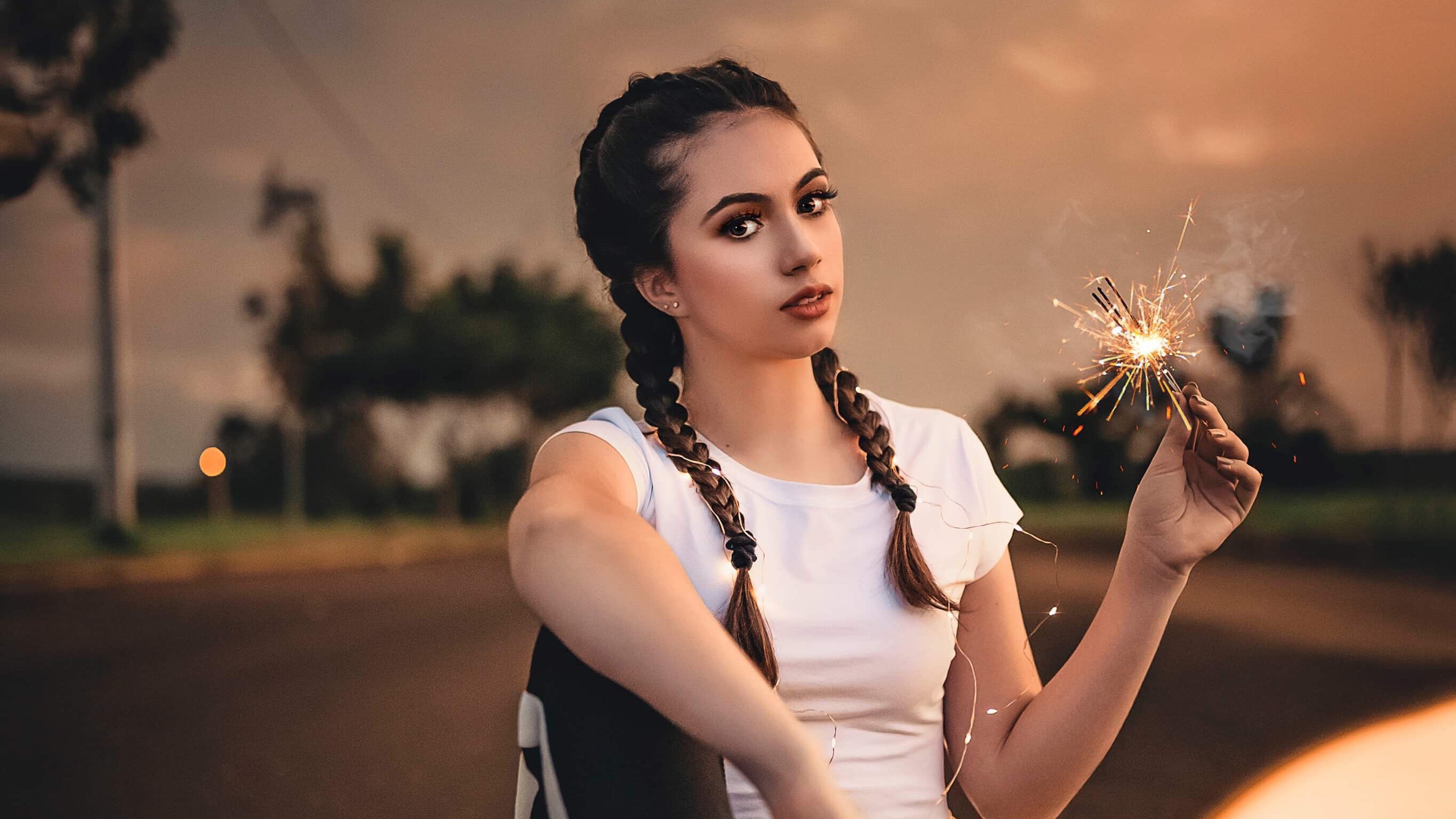 Joyful girl, Sparklers in hand, Stunning HD image, Vibrant atmosphere, 2730x1540 HD Desktop