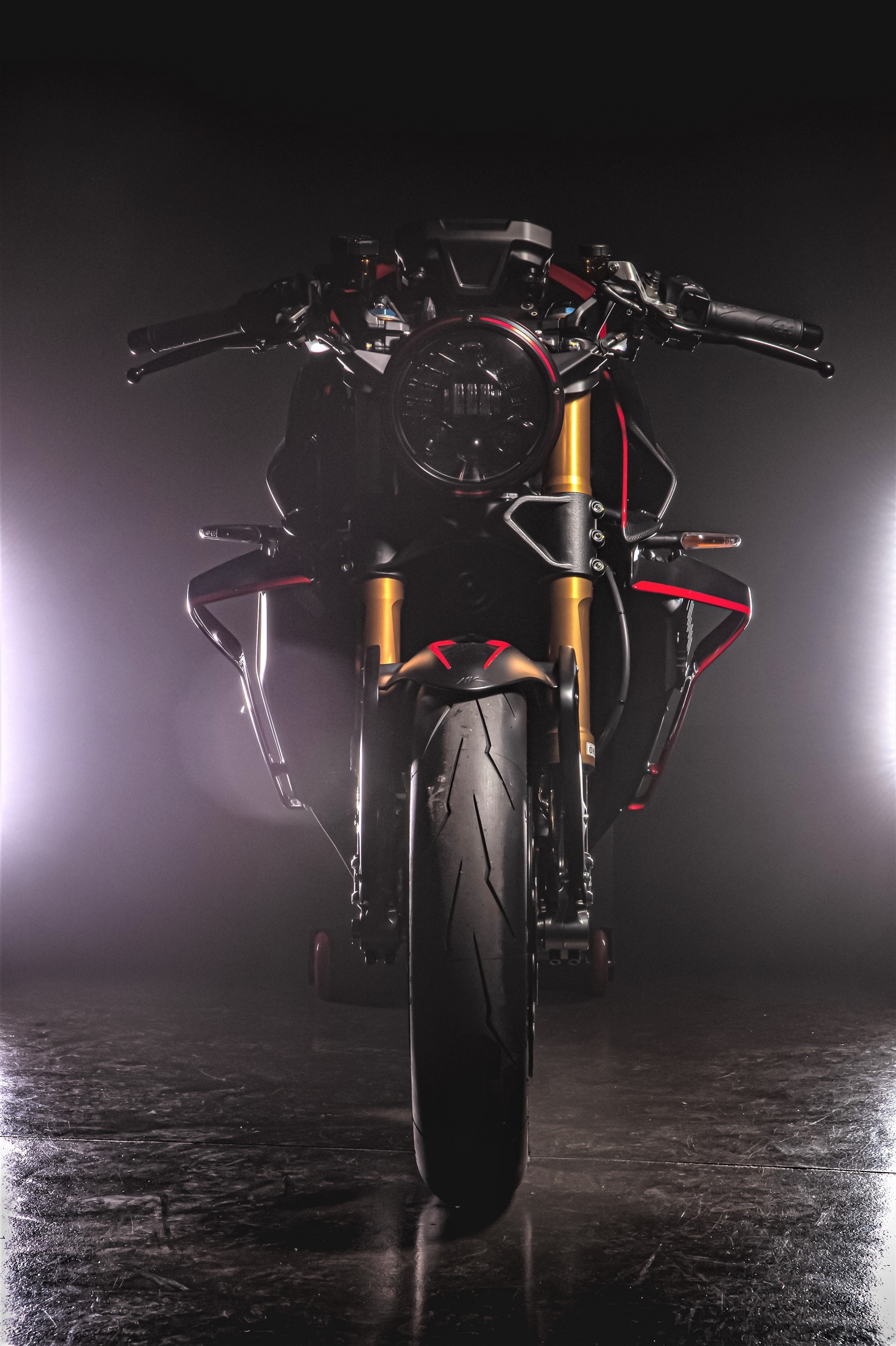 MV Agusta Rush 1000, Performance beast, Cutting-edge technology, Cycle World, 1920x2880 HD Phone