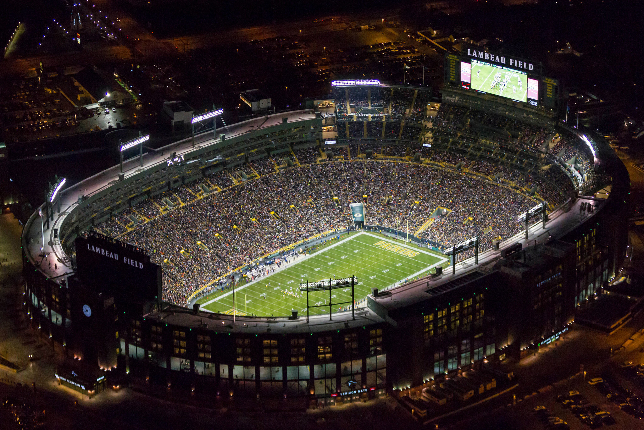 Night view, Lambeau Field Wallpaper, 2050x1370 HD Desktop