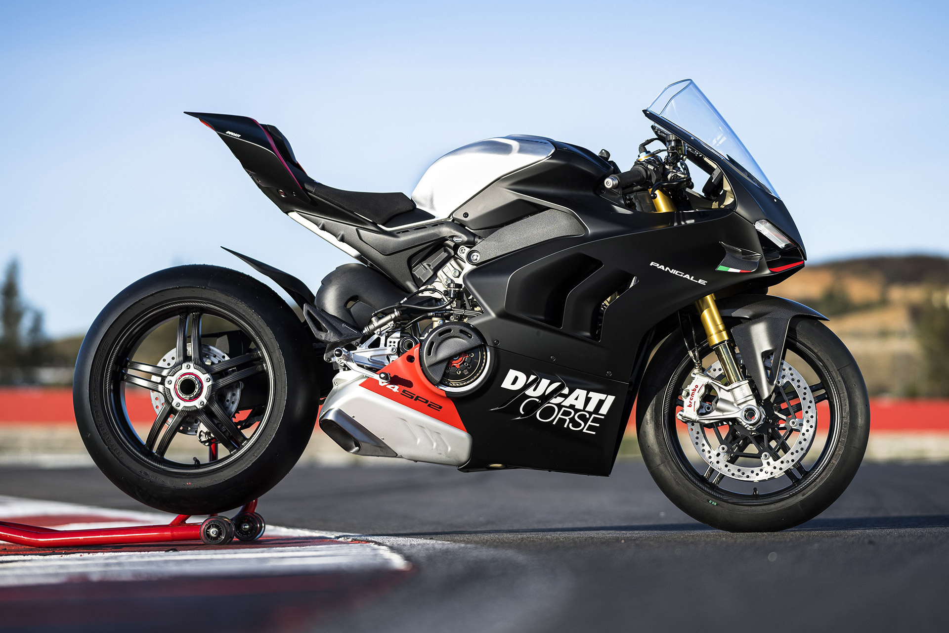 Right Side, Ducati Panigale V4 Wallpaper, 1920x1280 HD Desktop