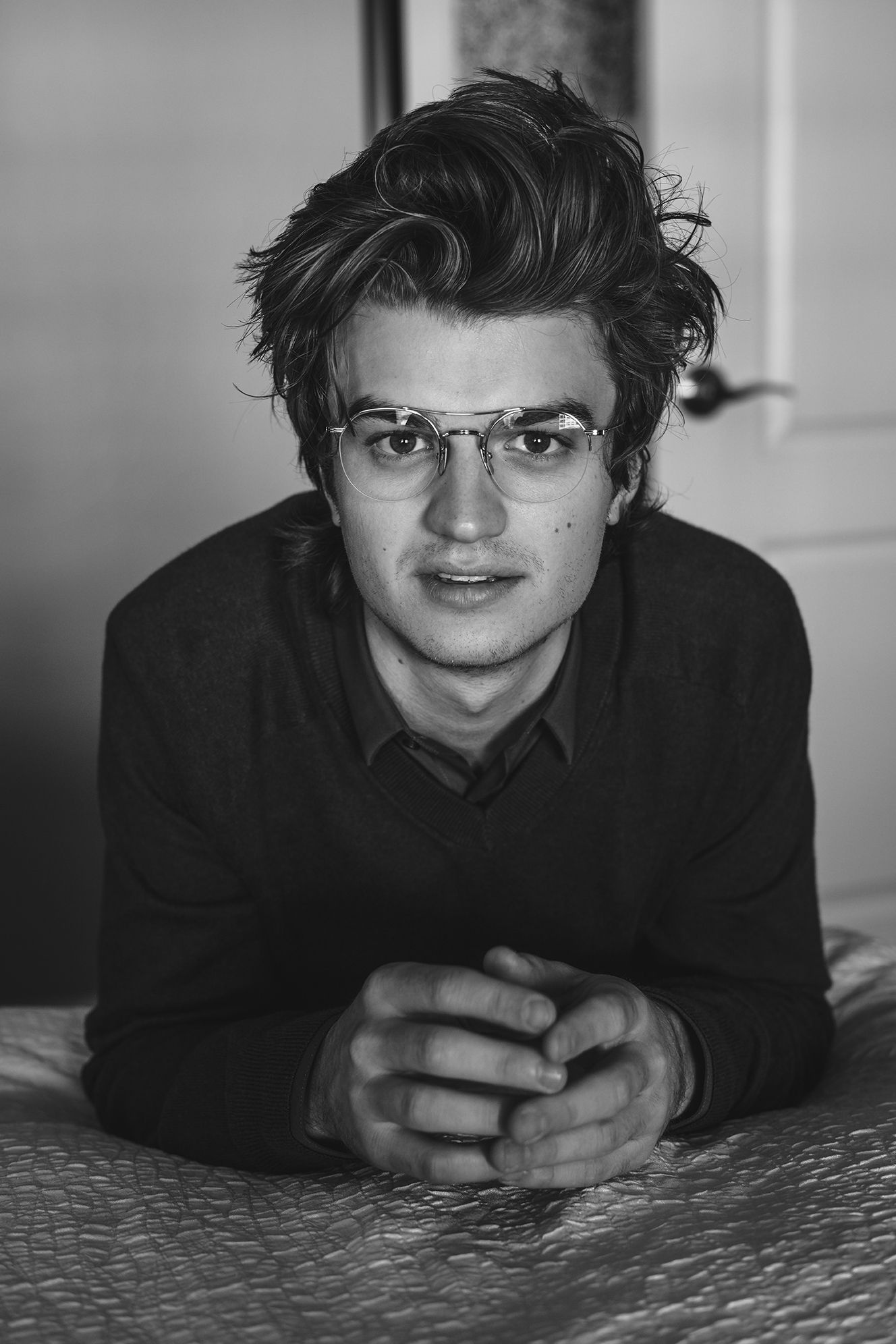 Joe Keery, TV shows, Photogallery, Stranger Things, 1330x2000 HD Phone