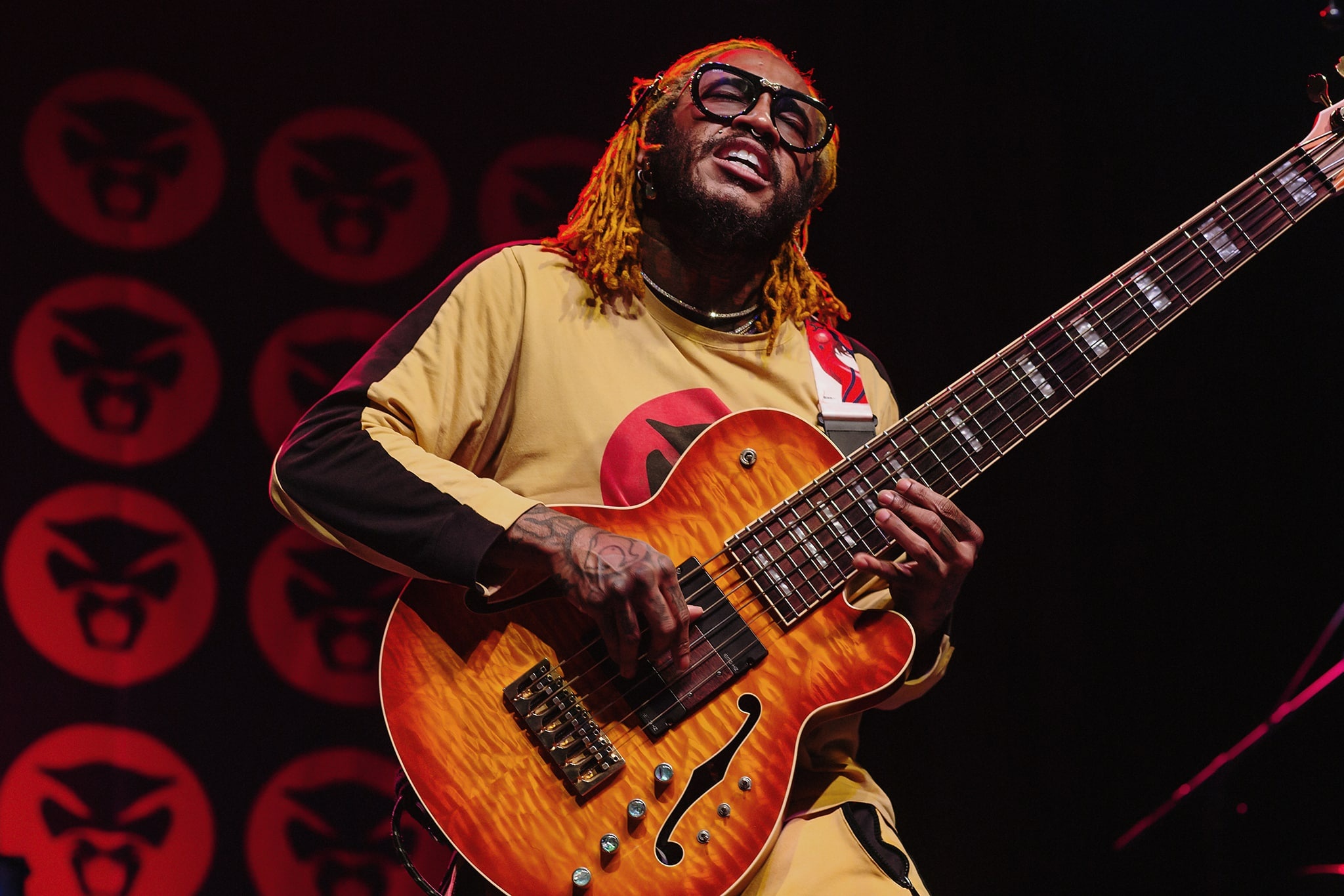 Thundercat, Musician, Mtelus concert, Montreal Rocks, 2050x1370 HD Desktop