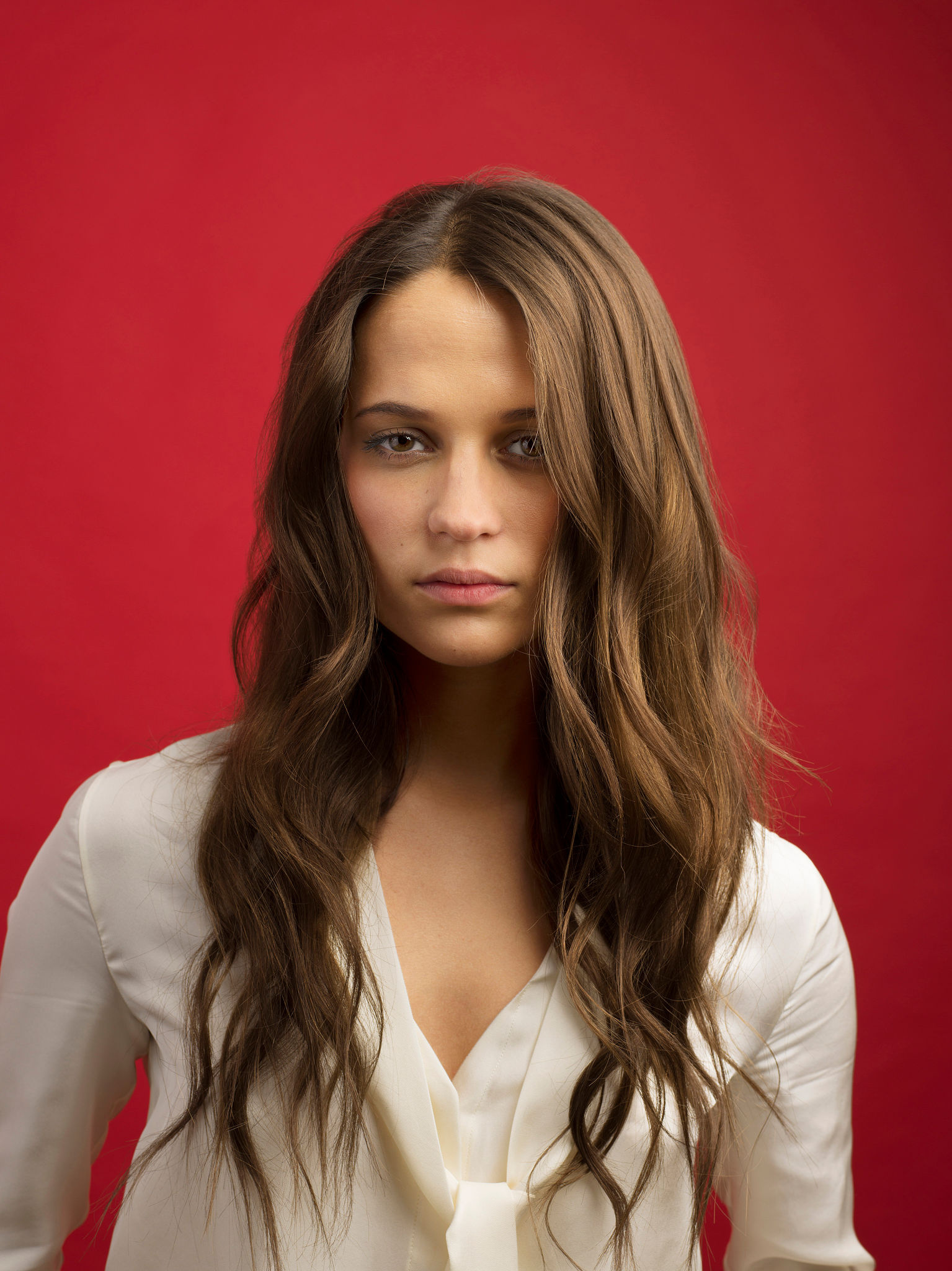 Alicia Vikander, Talented actress, Swedish beauty, White clothing, 1540x2050 HD Phone