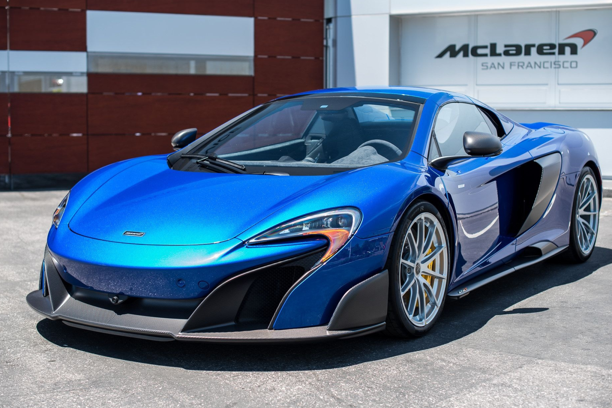 McLaren 675 LT, Burton blue beauty, Spider version, Stunning Mclaren, 2050x1370 HD Desktop