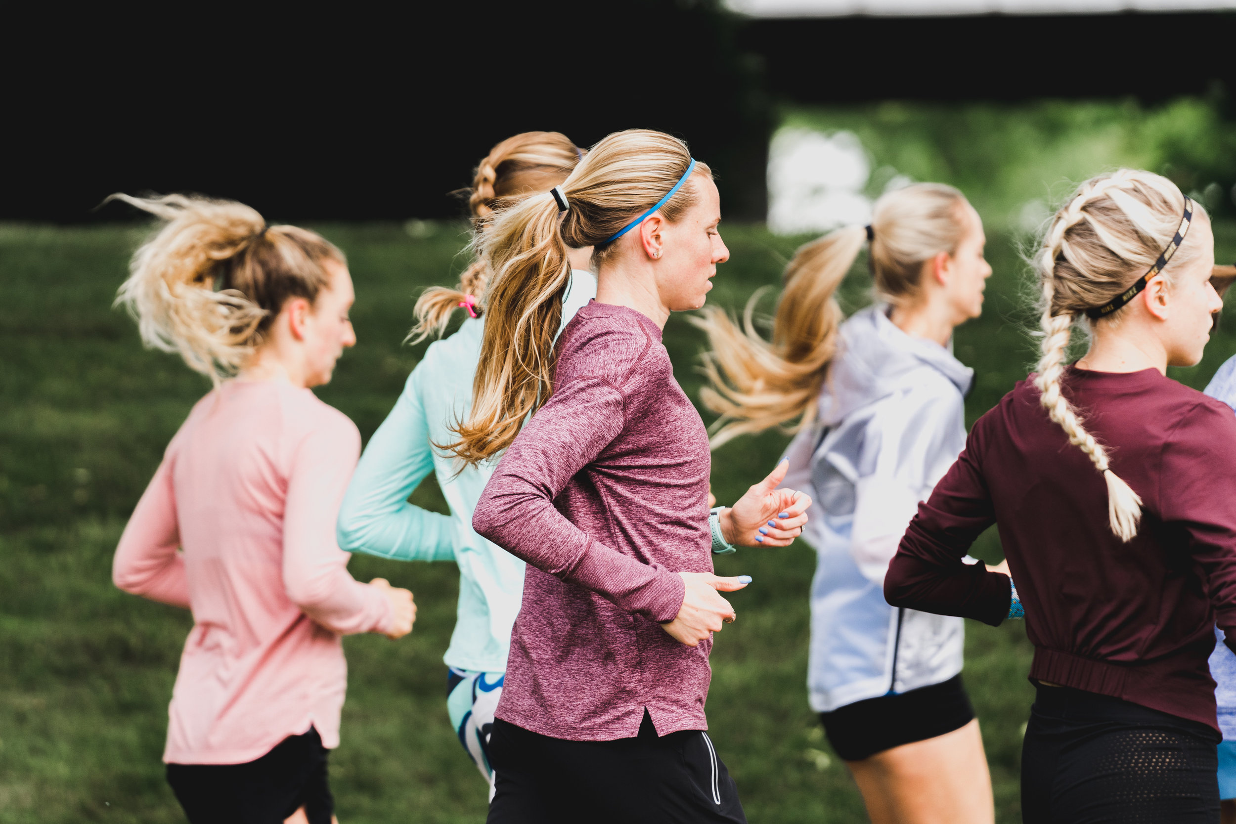 Courtney Frerichs, BowermanTC biography, Steeplechase specialist, Track and field athlete, 2500x1670 HD Desktop