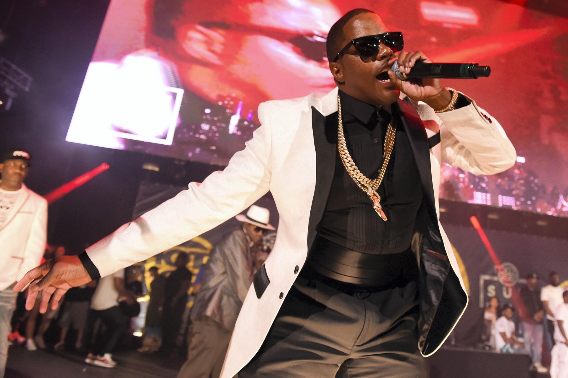 Mase in Abu Dhabi, Dubai performance, 90s rap prince, international tour, 1920x1280 HD Desktop