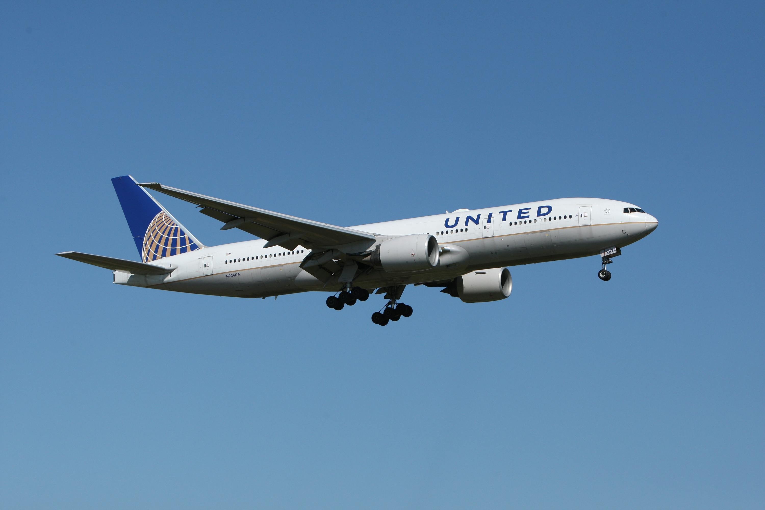 Boeing 777, United Airlines Wallpaper, 3000x2000 HD Desktop