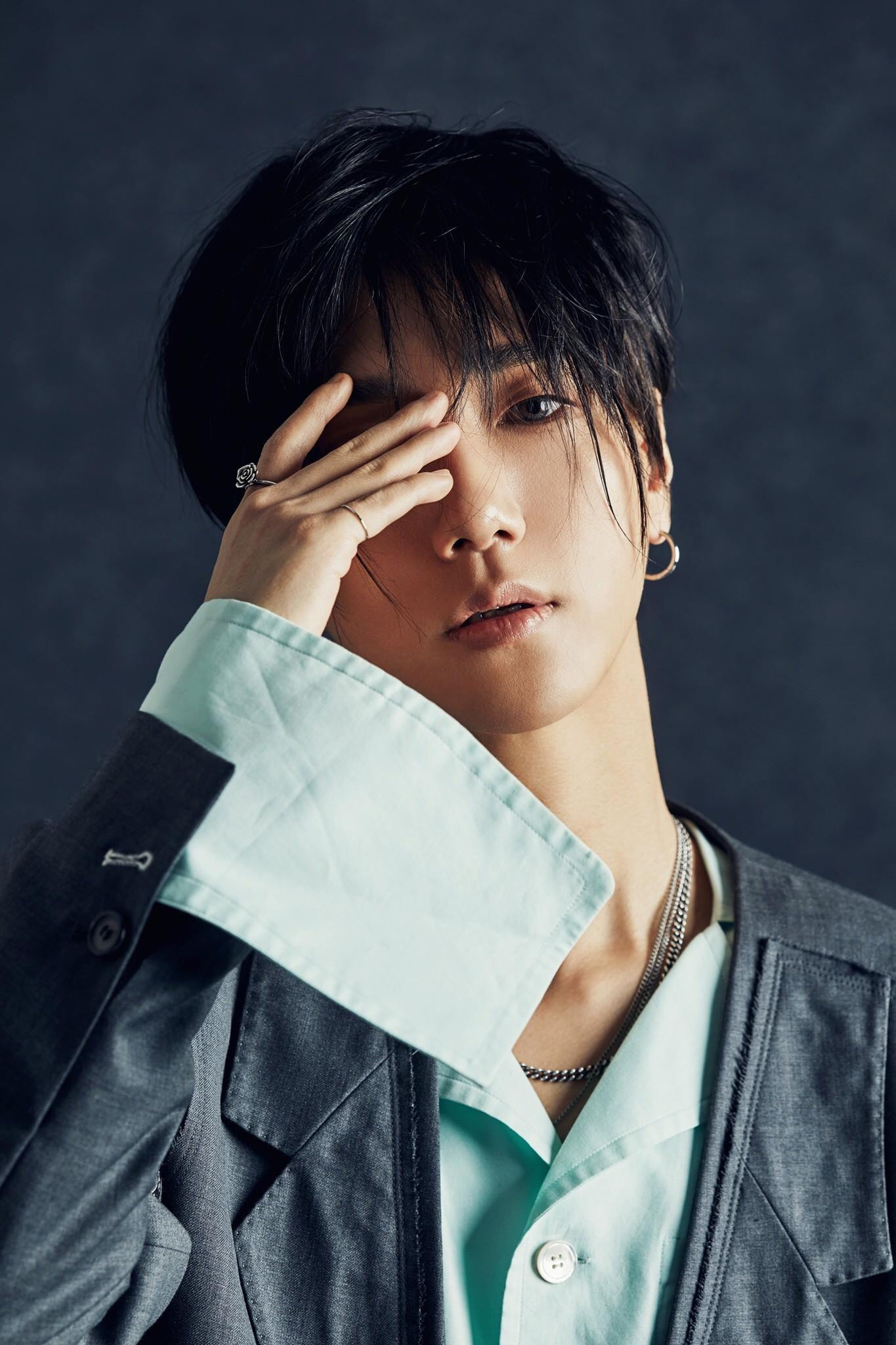 Yesung, Super Junior member, Asian music, Kpop image board, 1370x2050 HD Phone