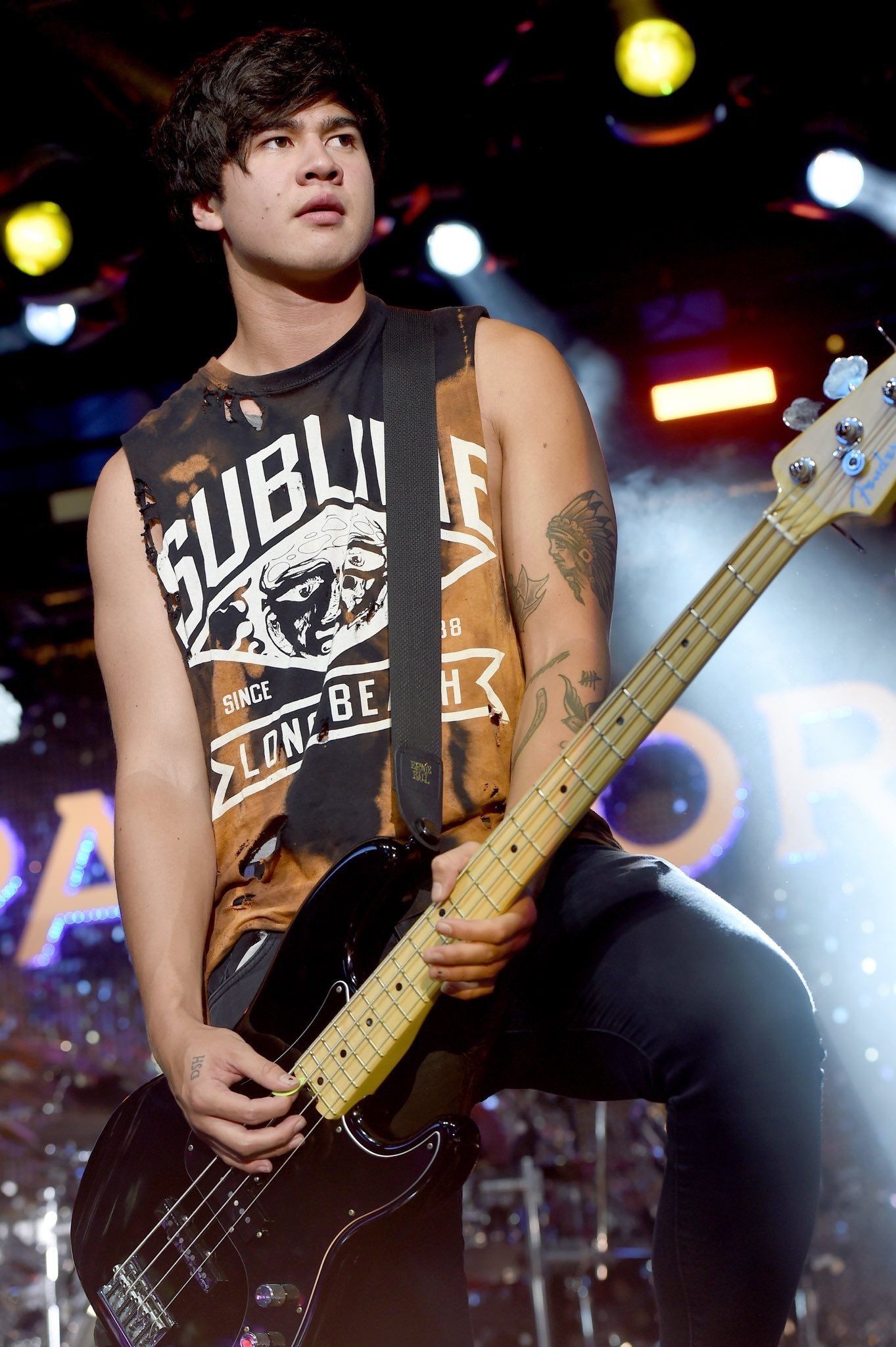 5 Seconds of Summer, Calum Hood, Music band, Australia, 1370x2050 HD Phone