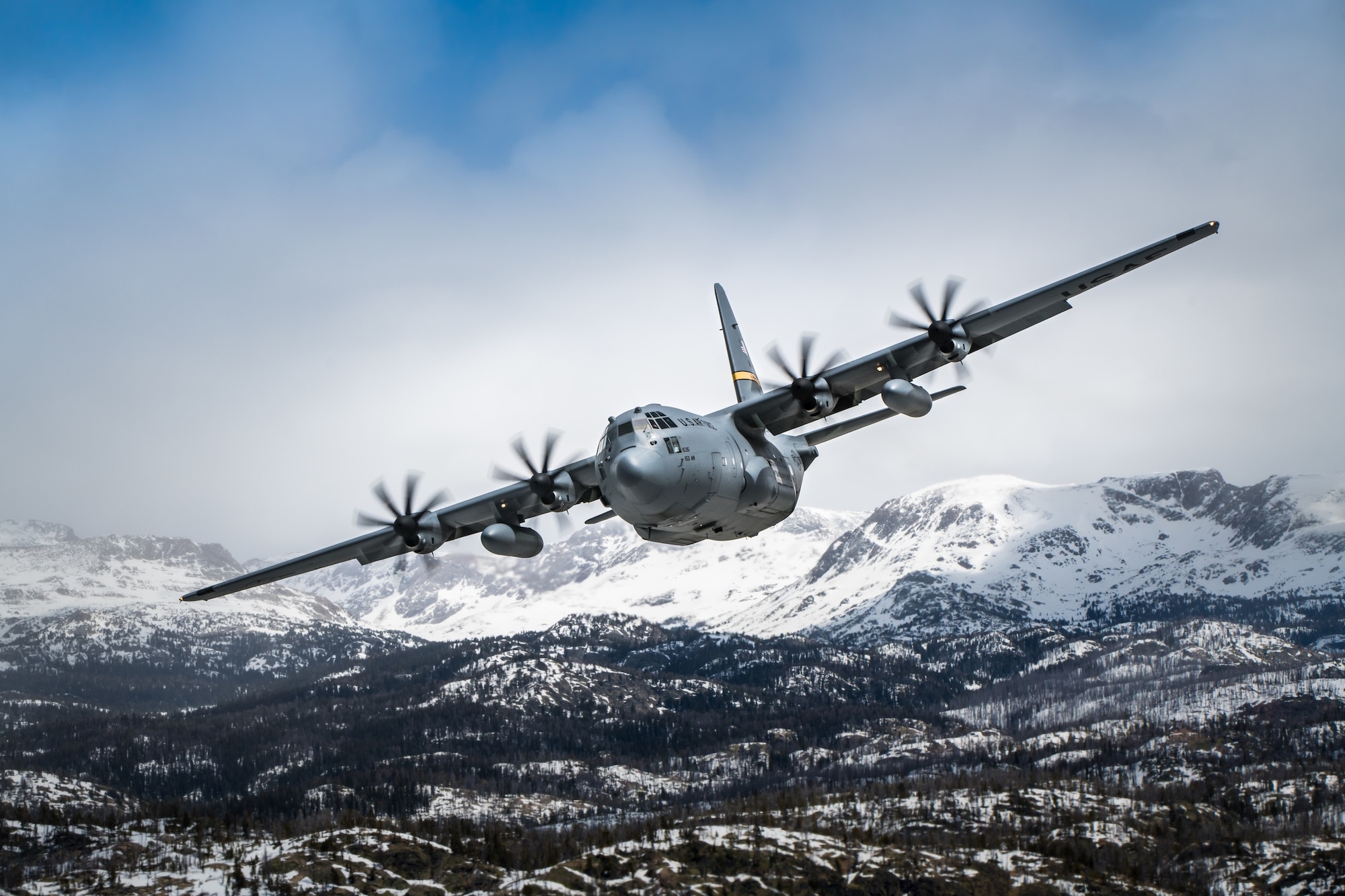 Lockheed AC-130, C-130 Hercules, Fact sheet display, Military transport, 2000x1340 HD Desktop