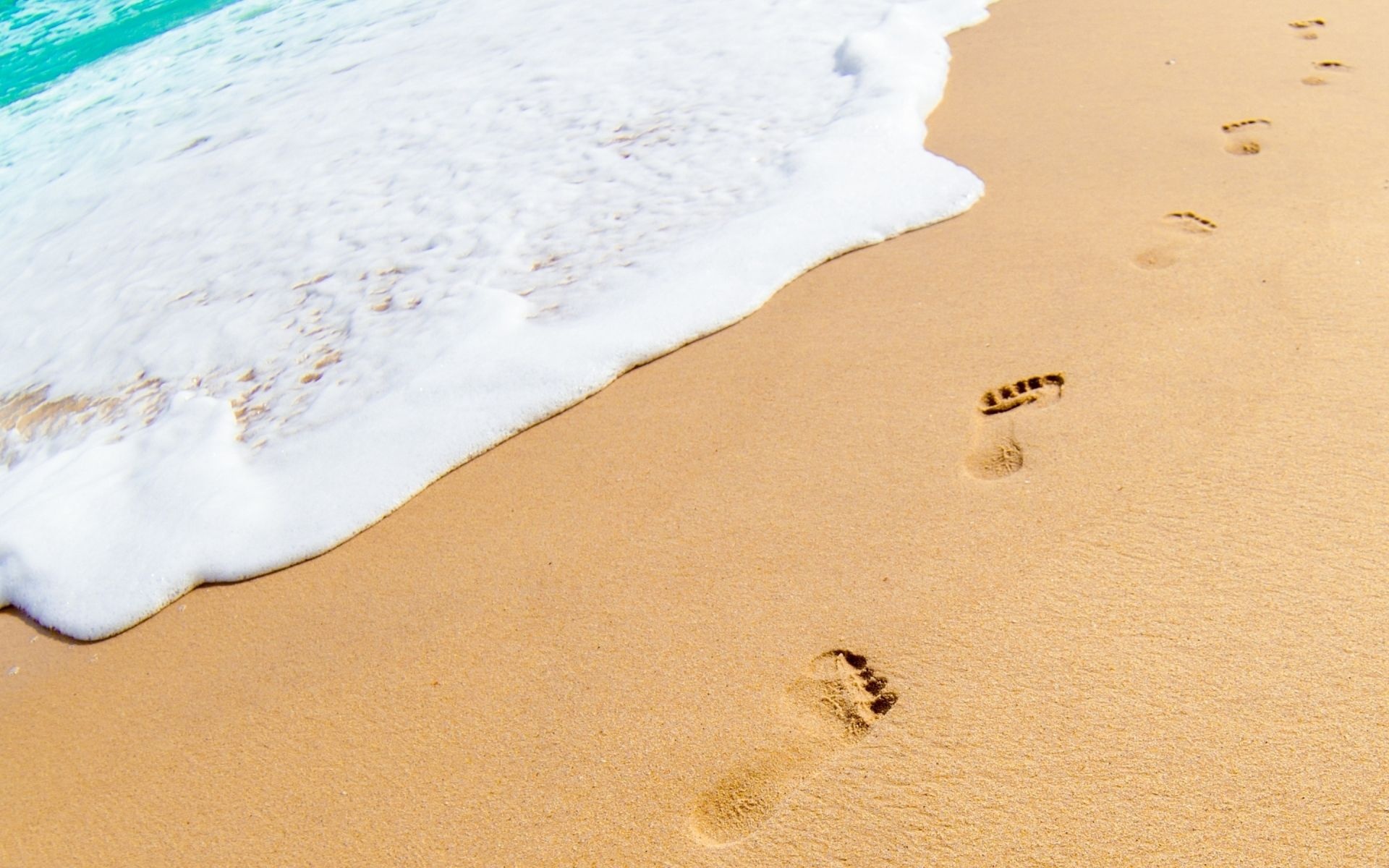 HD wallpapers, Footprints in the sand, 1920x1200 HD Desktop