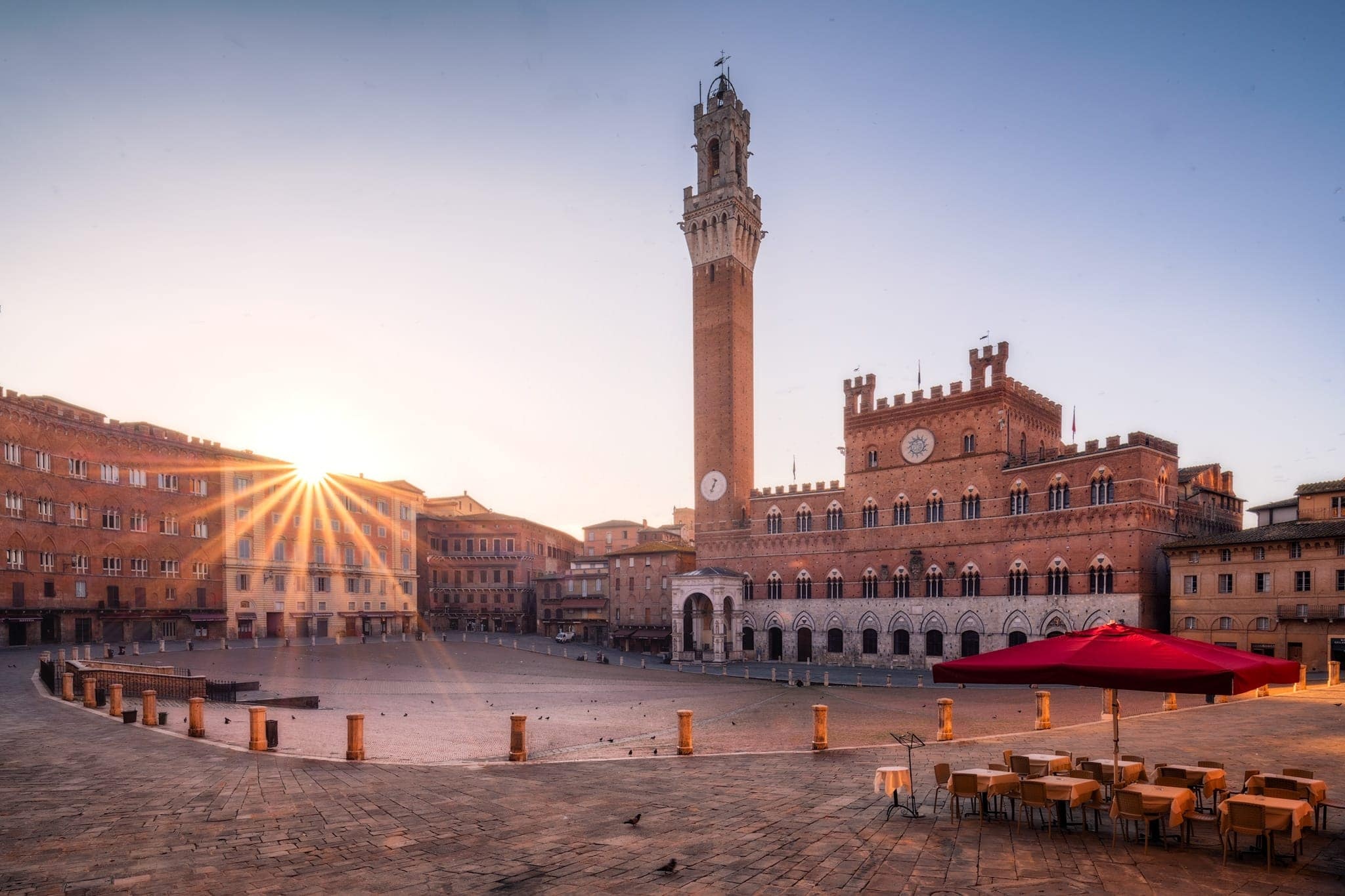 Piazza II Campo, Sunrise in Siena, Italy, Nico Trinkhaus photo, 2050x1370 HD Desktop