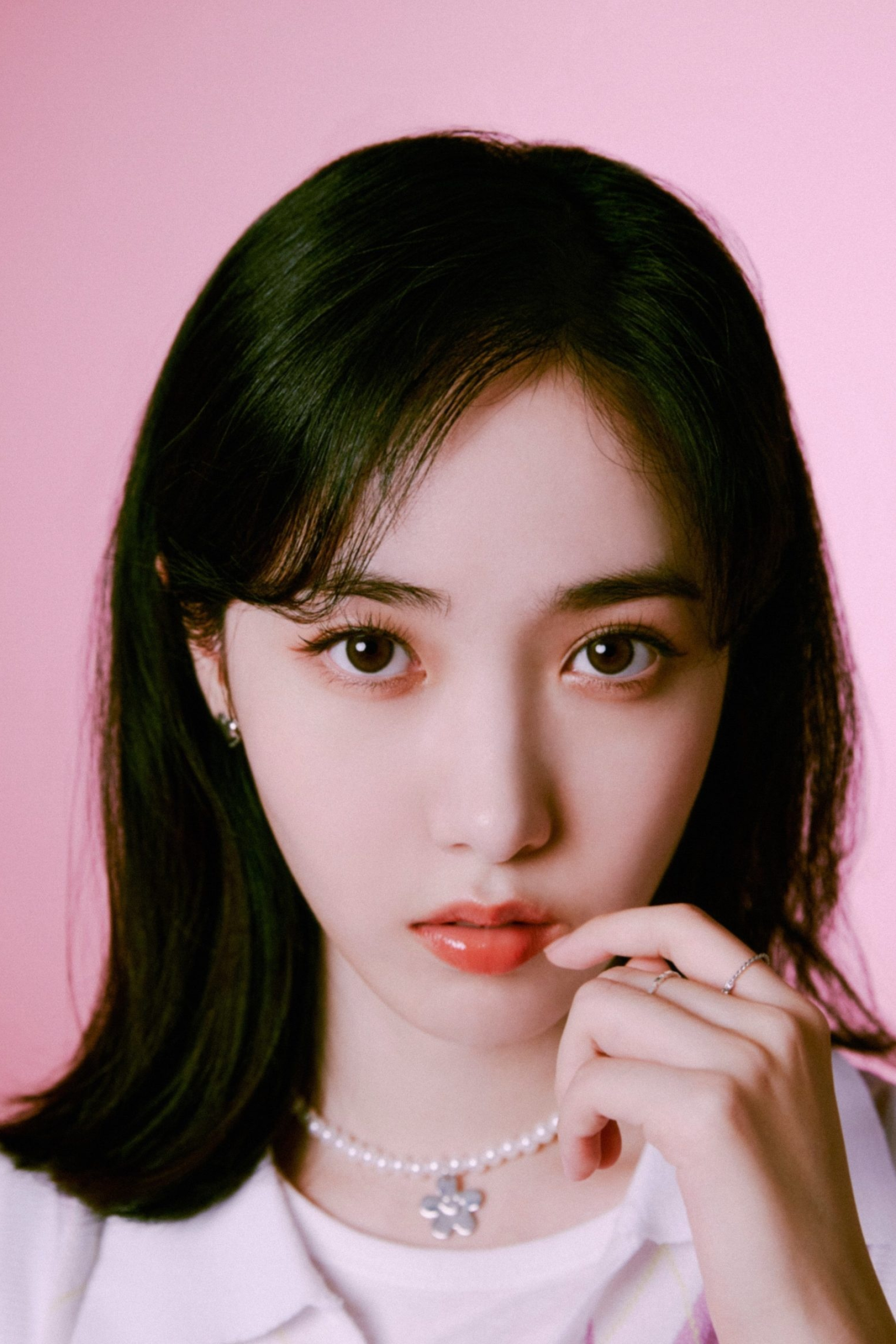 SinB music, Viviz group, Eunha, Umji, K-gen photos, 1710x2560 HD Phone