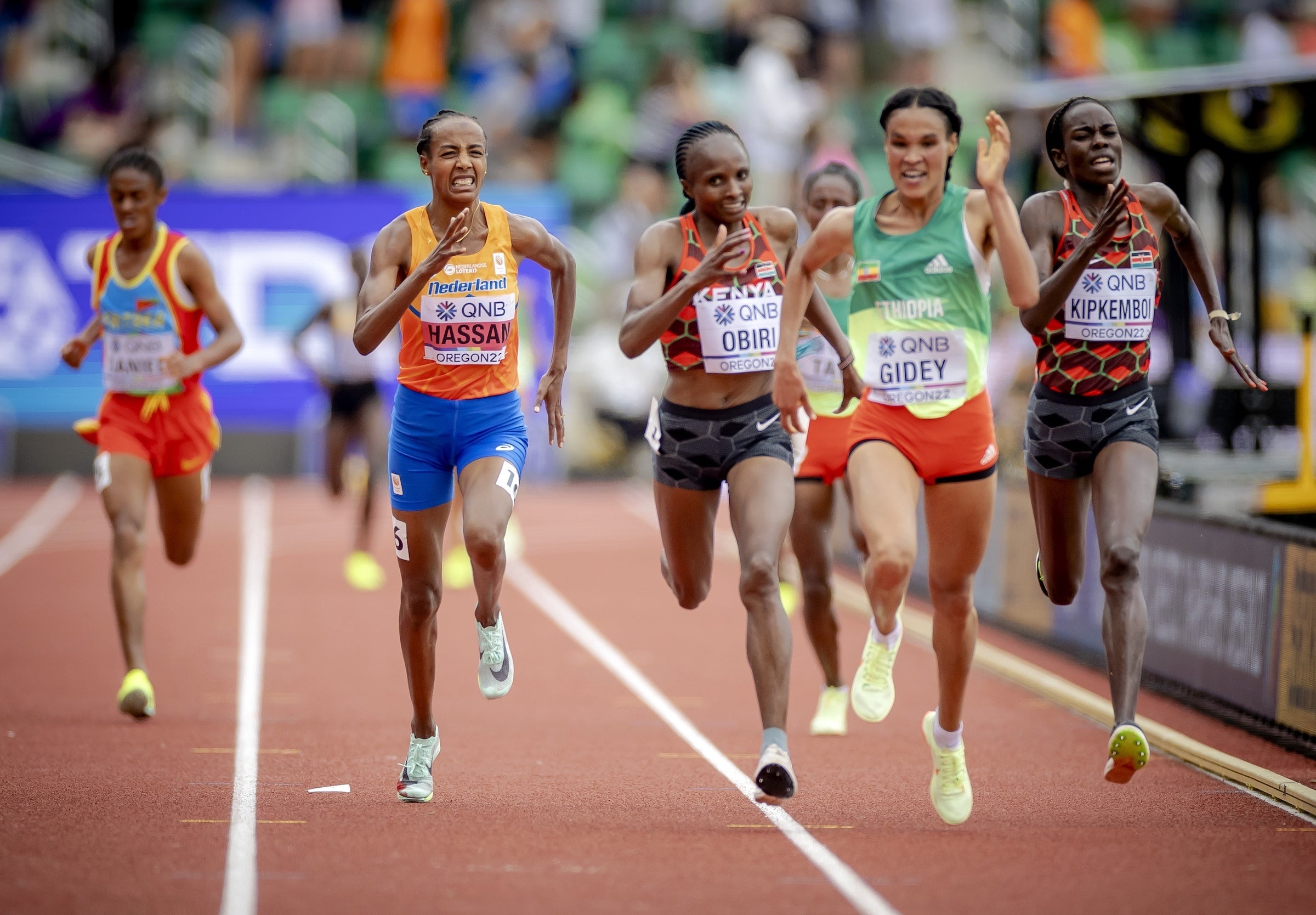 Hayward Field, Margaret Chelimo Kipkemboi Wallpaper, 2400x1670 HD Desktop