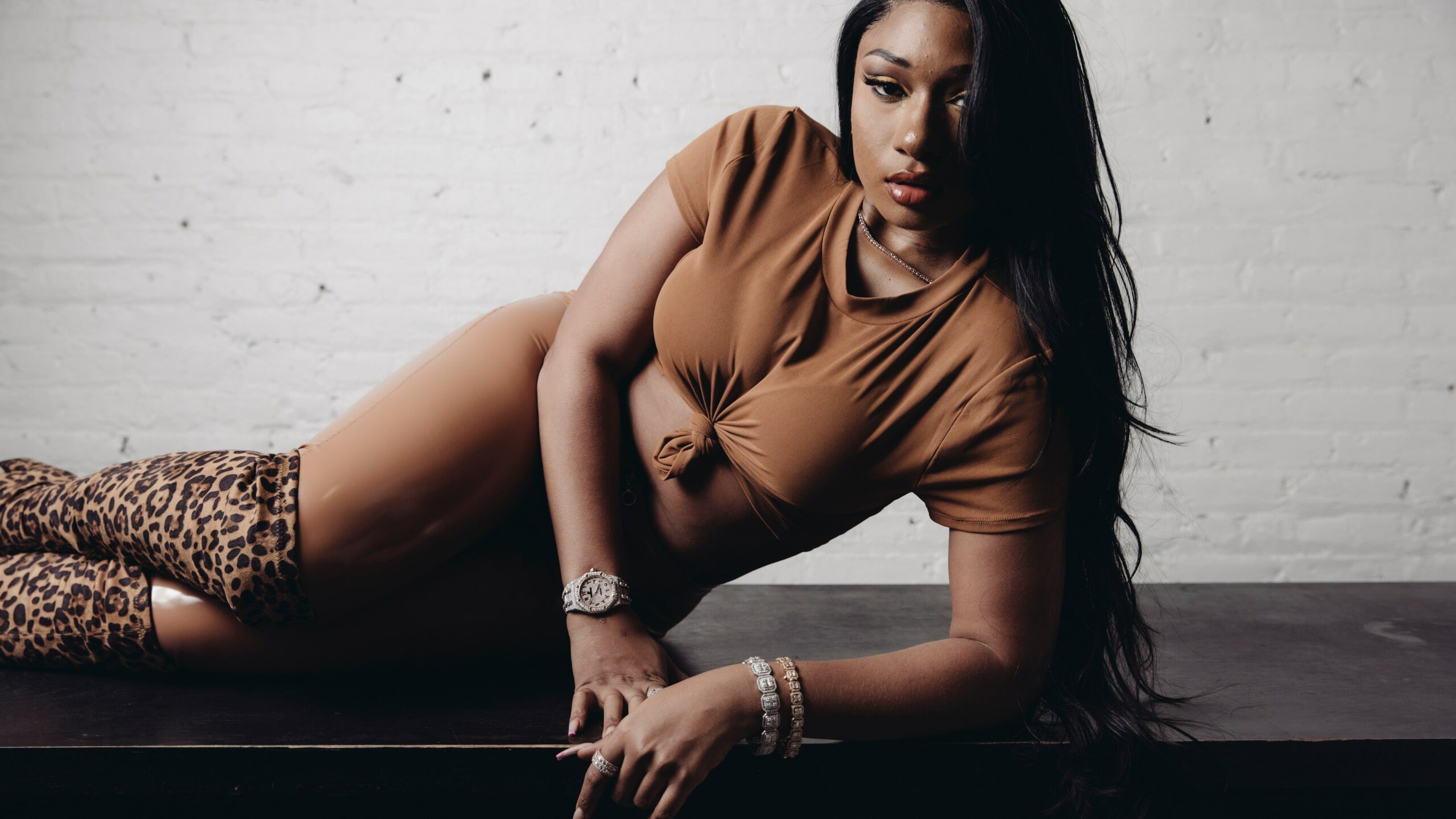 Megan Thee Stallion, Bold and sassy, Unapologetic attitude, Chart-topping hits, 2560x1440 HD Desktop