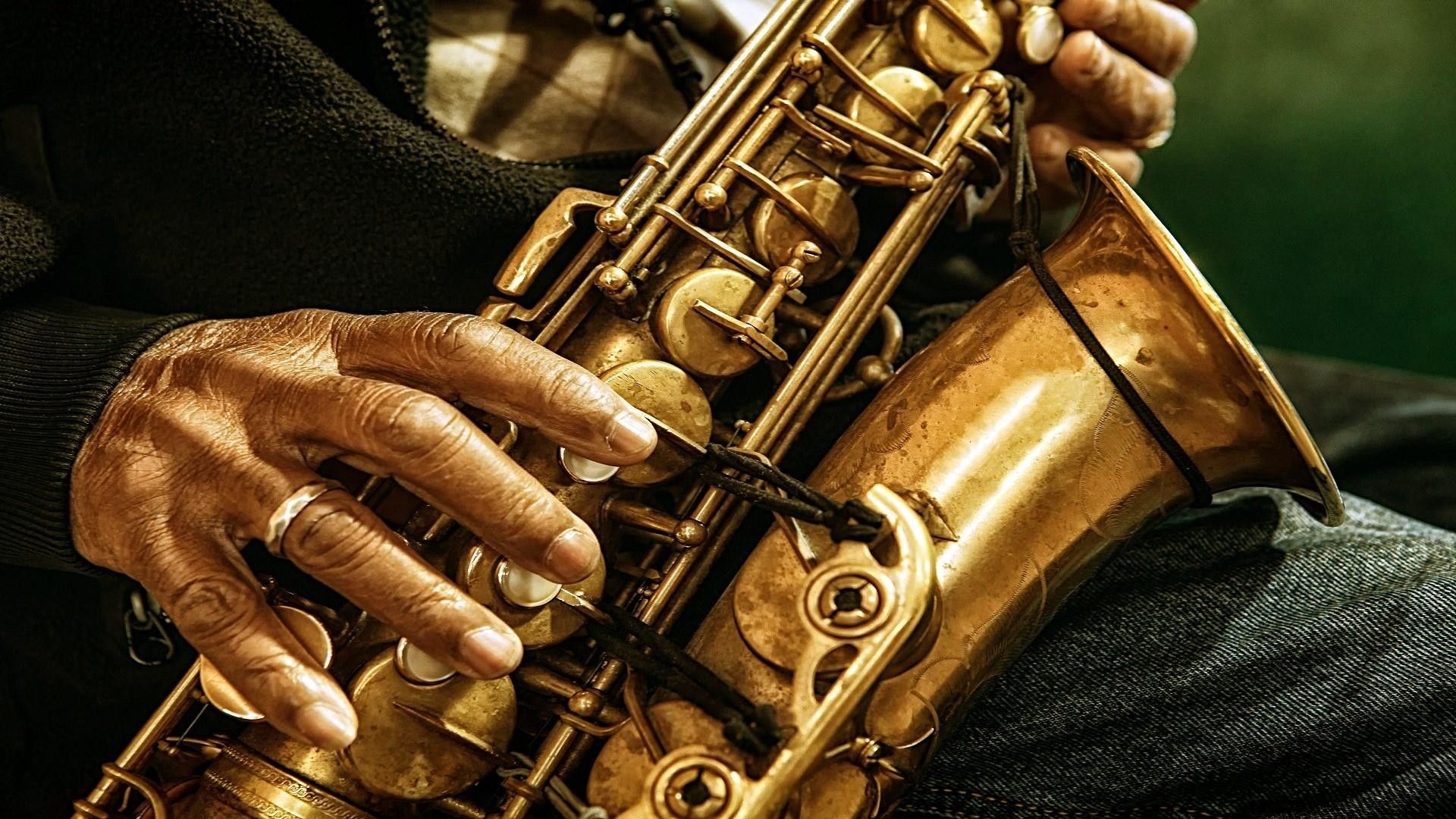 Jazz music vibes, Rhythmic improvisation, Swinging melodies, Iconic sax solos, 1920x1080 Full HD Desktop