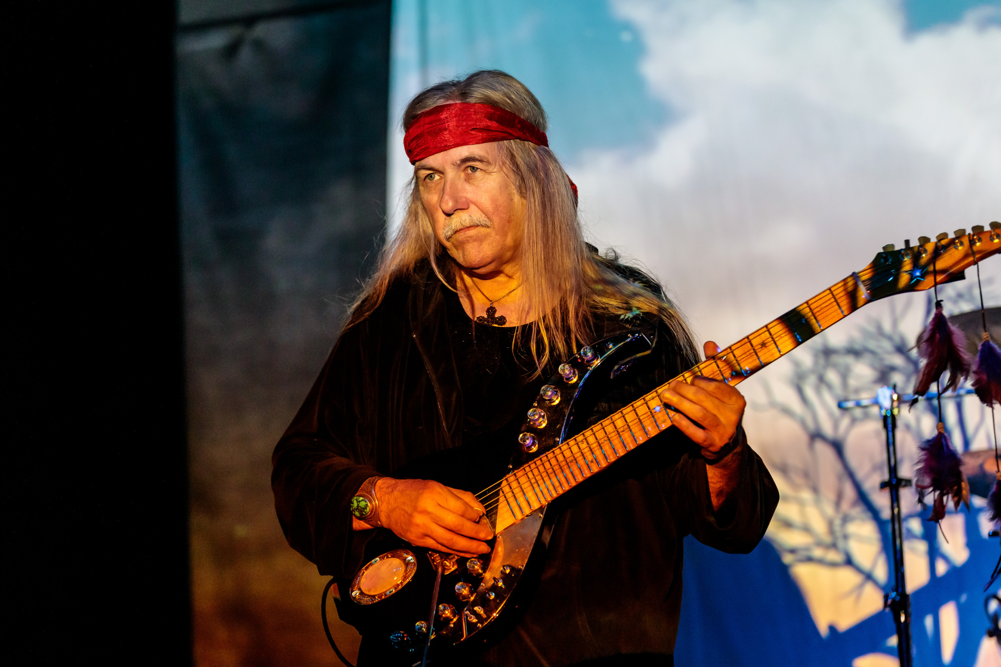 Uli Jon Roth brings his Triple Anniversary North American Tour to Club Red | Beneath a Desert Sky 3240x2160