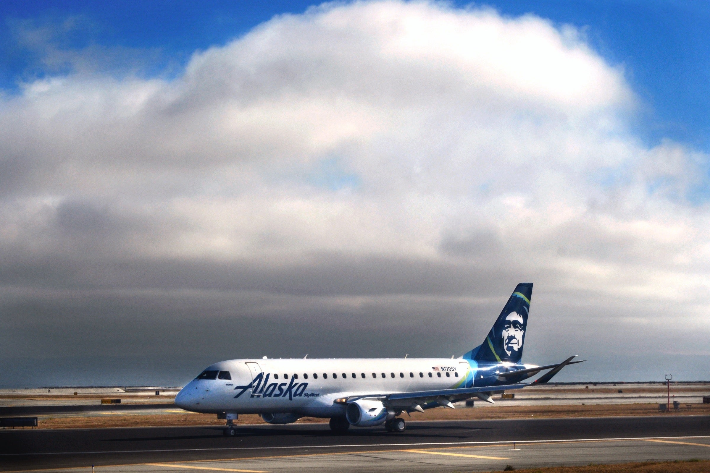 Alaska Airlines, Mileage redemption, Alaska Mileage Plan, Frequent flyer program, 2400x1600 HD Desktop