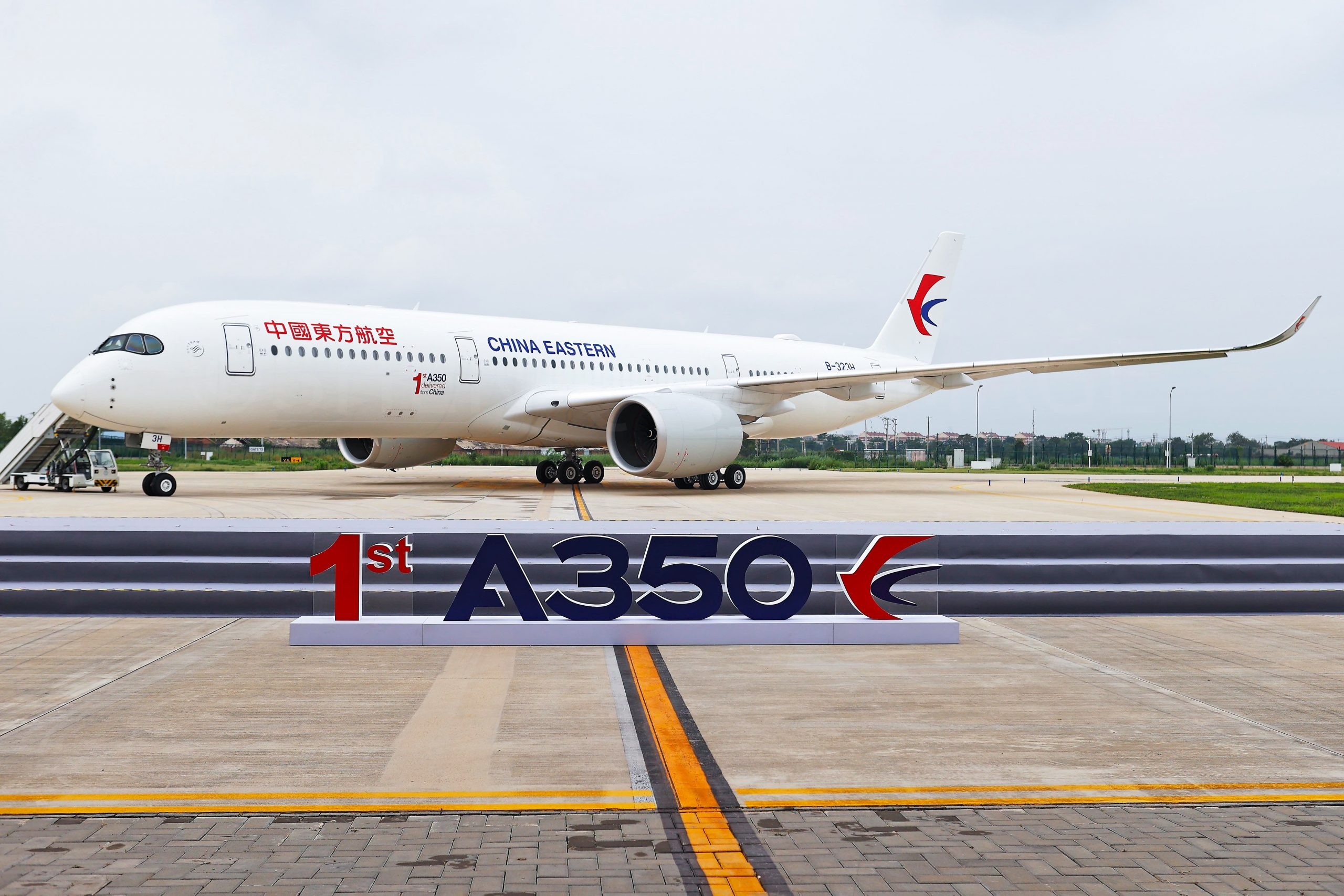 Airbus 350 | &frac14 2560x1710