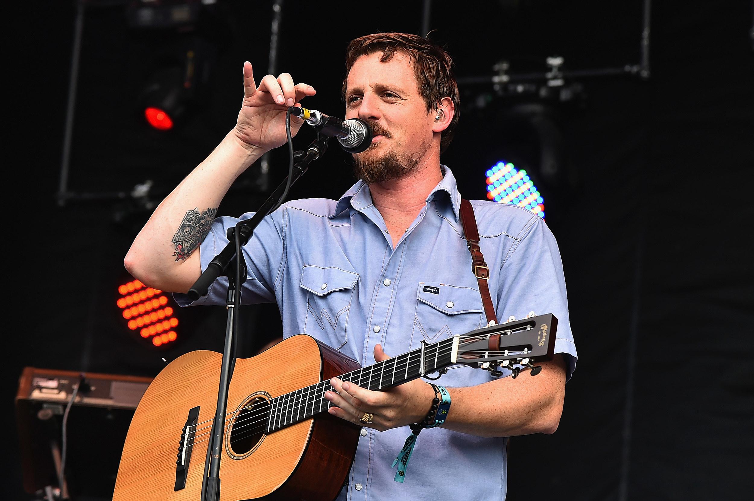 Bonnaroo 2015, Sturgill Simpson Wallpaper, 2500x1670 HD Desktop