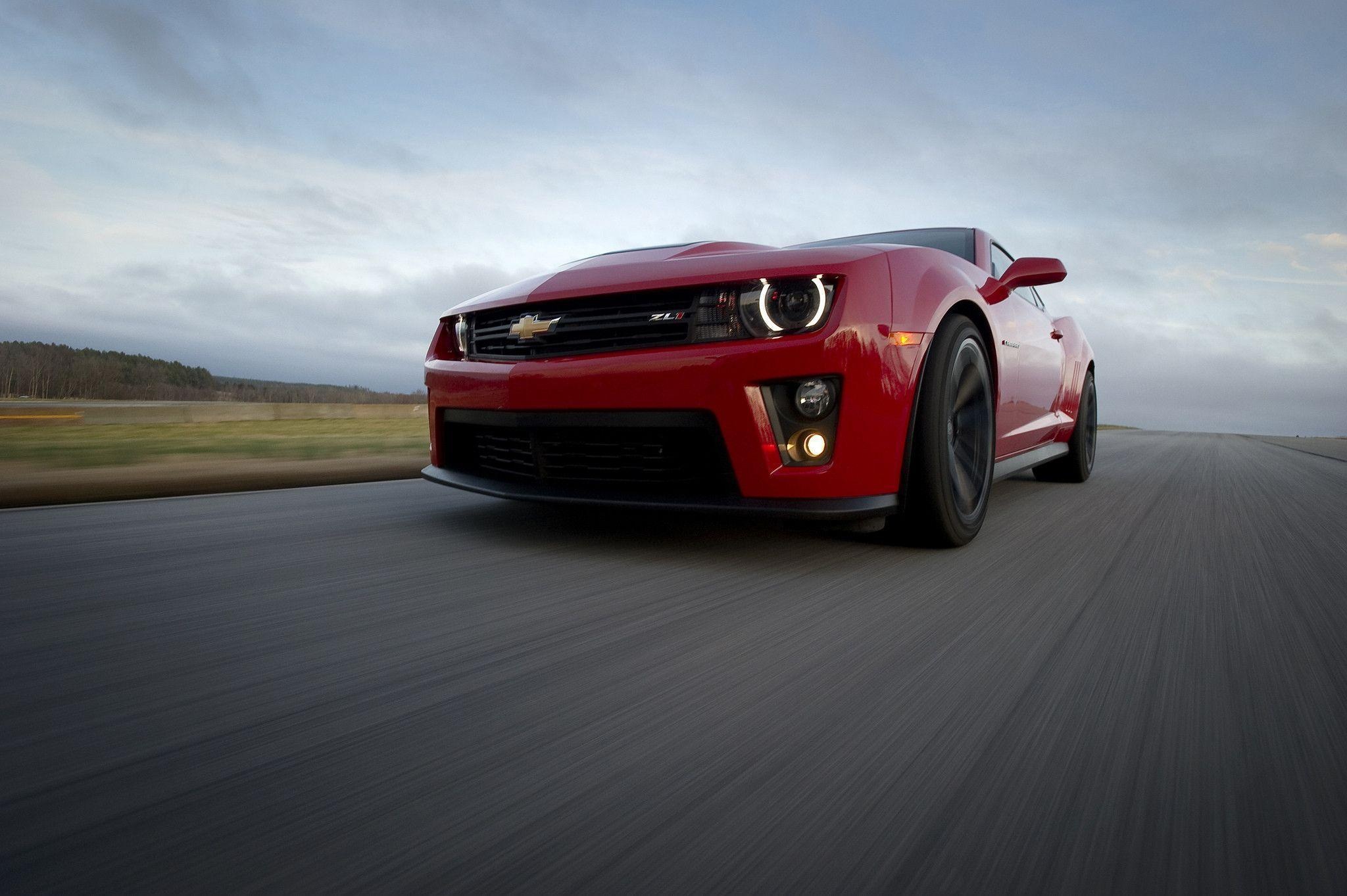 Chevrolet Camaro ZL1 Wallpapers 2050x1370