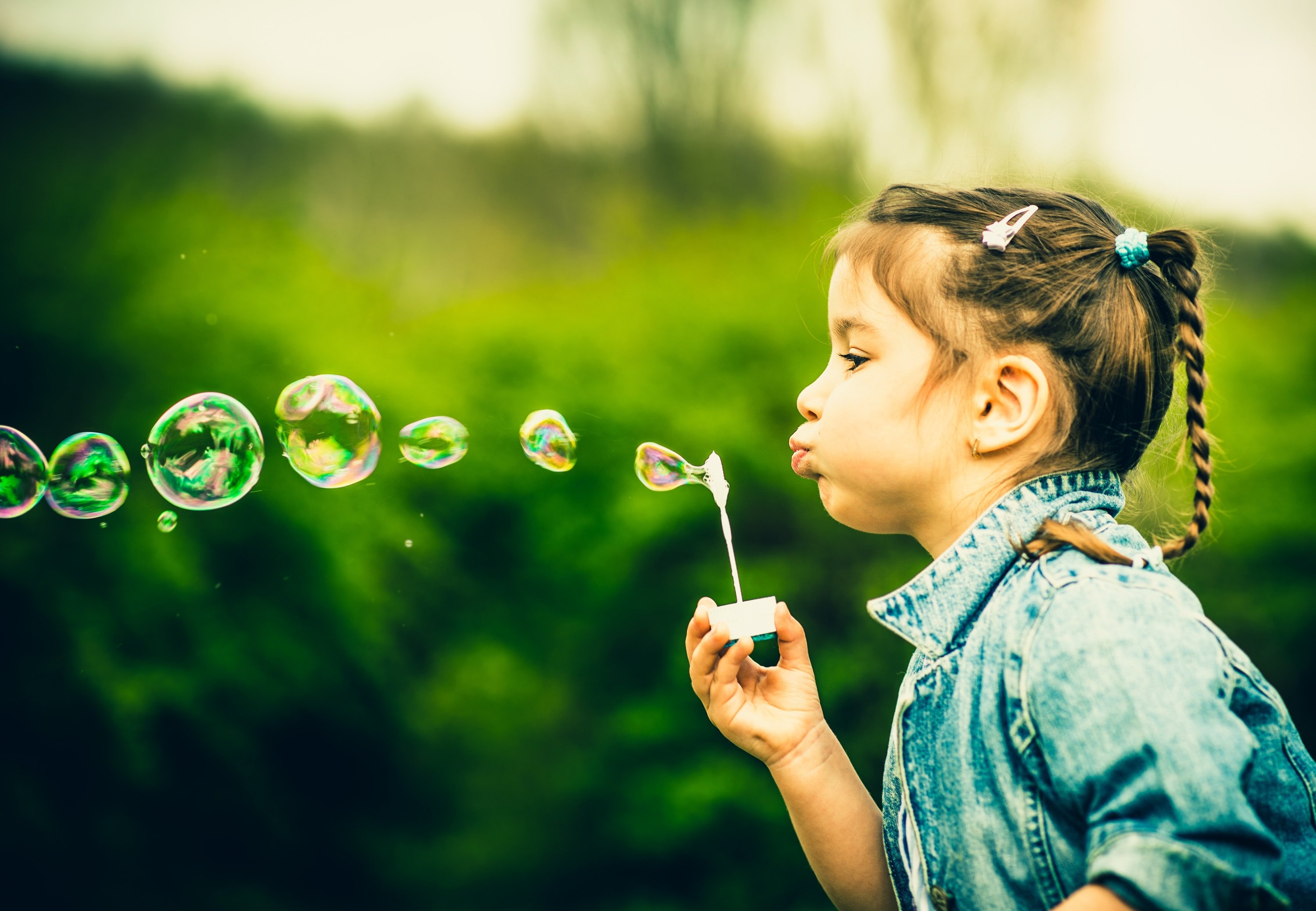 Blowing bubbles, Bubbles Wallpaper, 3000x2080 HD Desktop