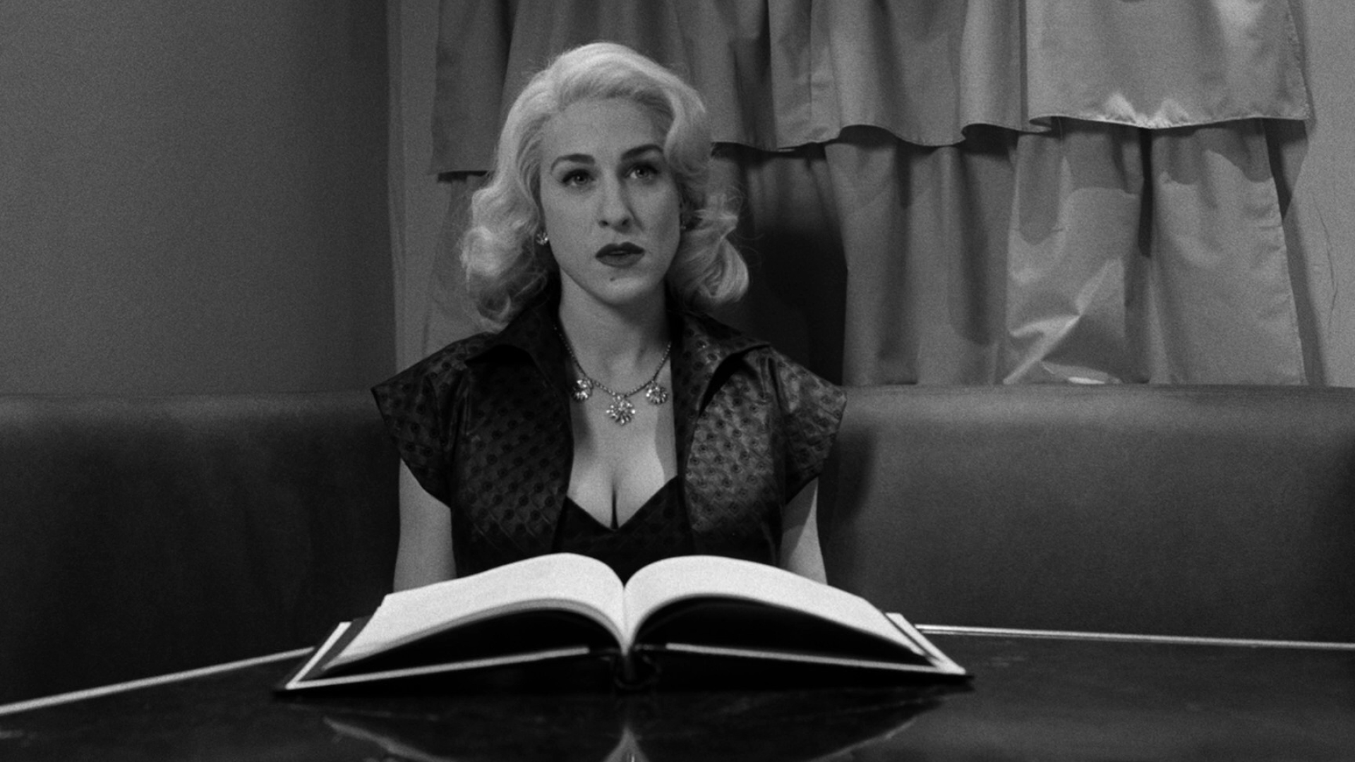 Ed Wood 1994, Black and white, Hollywood misfit, Cross-dressing, 1920x1080 Full HD Desktop