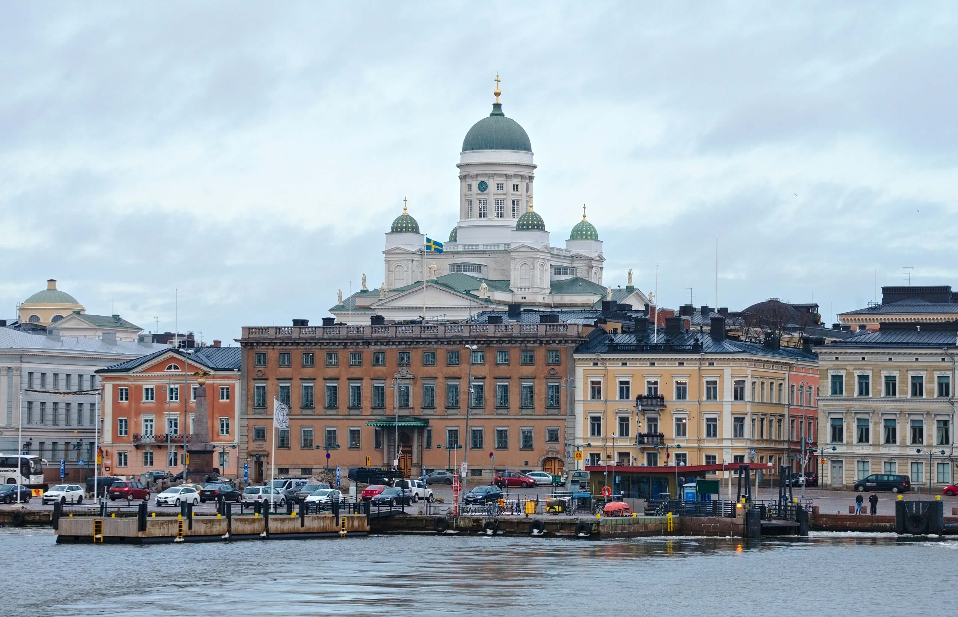 Helsinki, Winter months, Sightseeing, Finnish capital, 3200x2070 HD Desktop