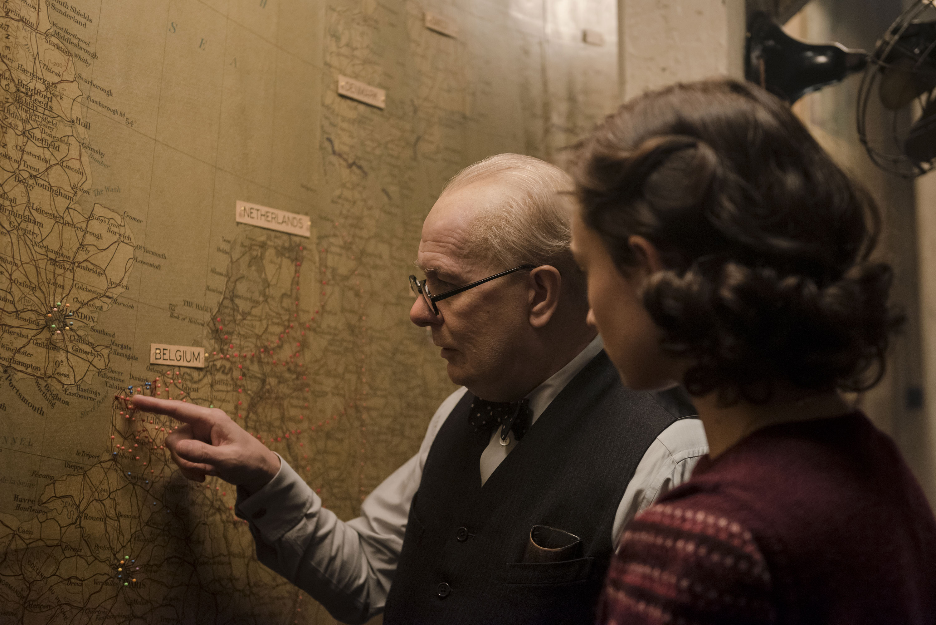 Darkest Hour, Engaging storyline, Historical context, Award-worthy performances, 3000x2010 HD Desktop