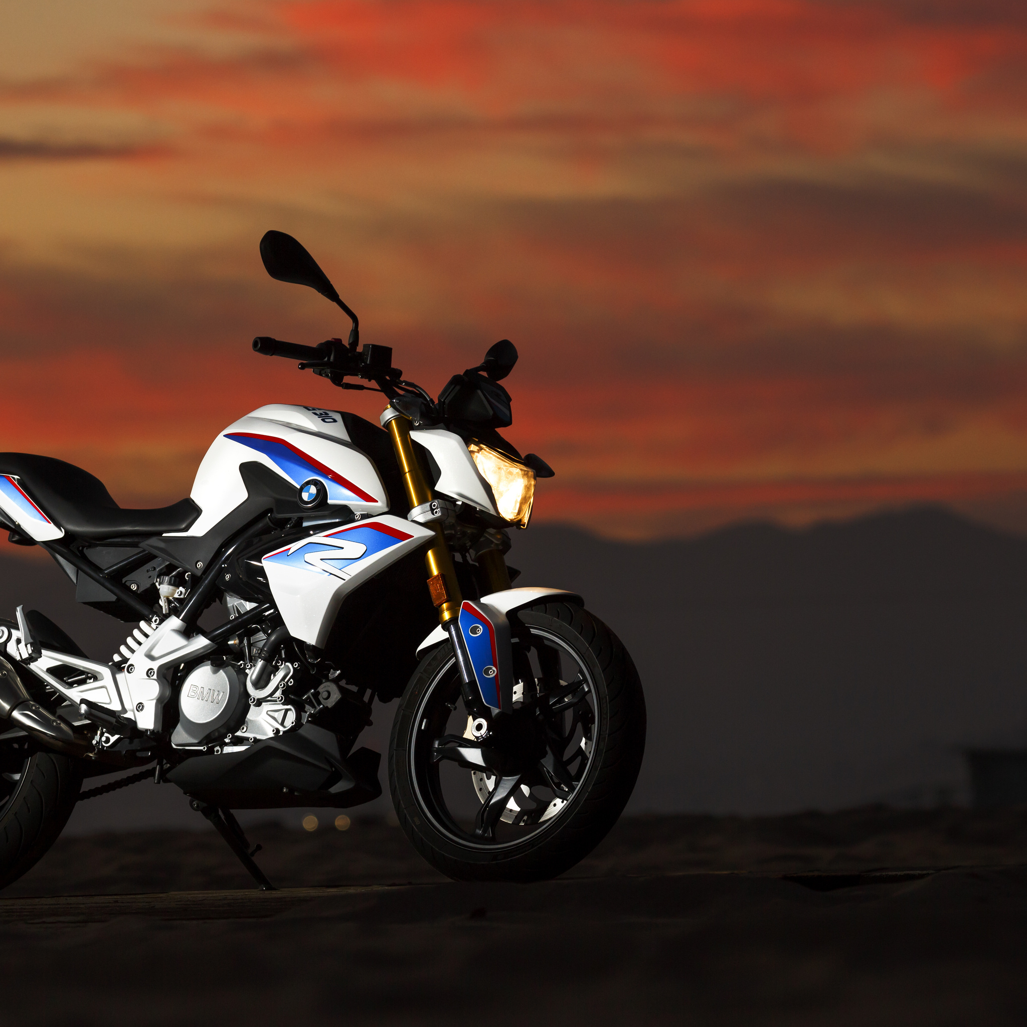 BMW G 310 R, iPad Air HD, 4k wallpapers, BMW, 2050x2050 HD Phone