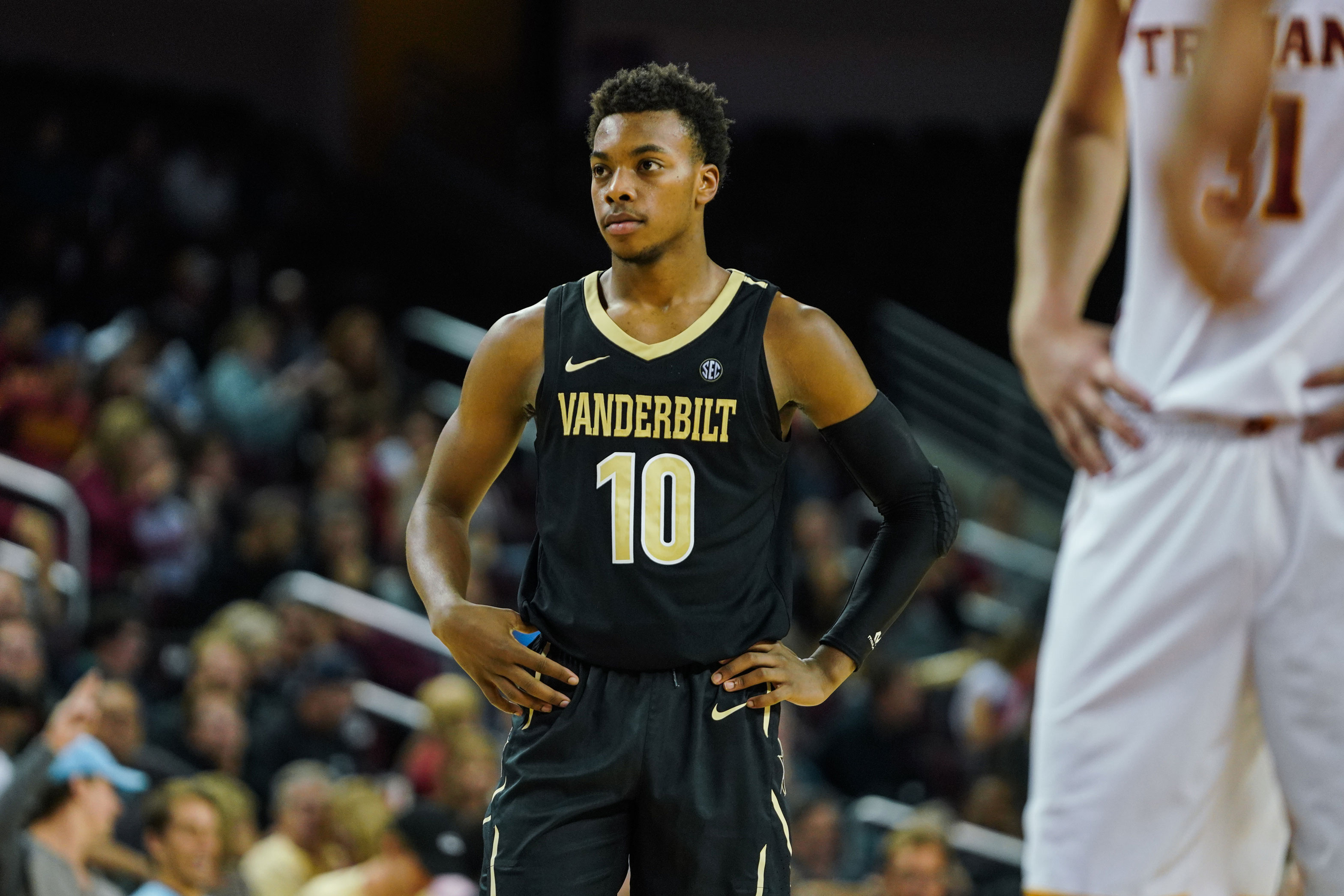 Vanderbilt University, Darius Garland Wallpaper, 3140x2100 HD Desktop