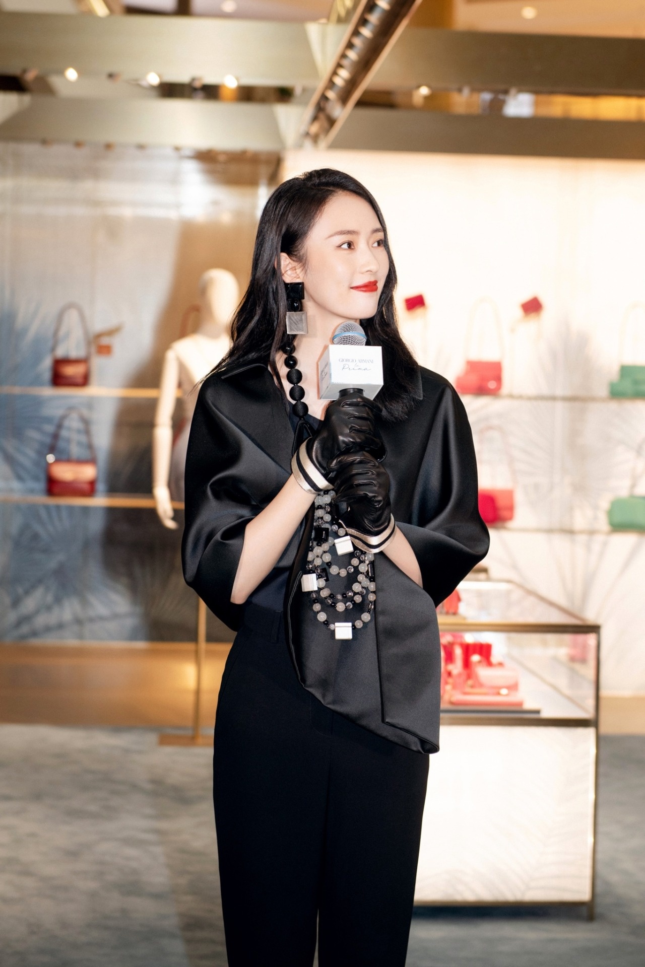 Yao Tong, Giorgio Armani store event, 1280x1920 HD Phone