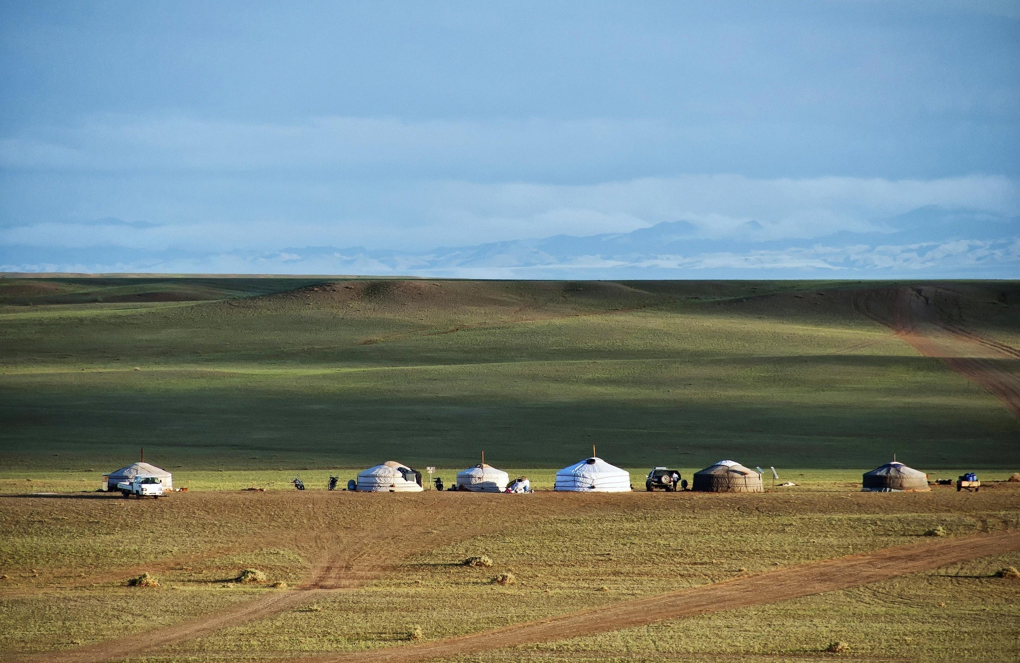 Mongolian–Manchurian grassland, Mongolia Wallpaper, 2050x1340 HD Desktop