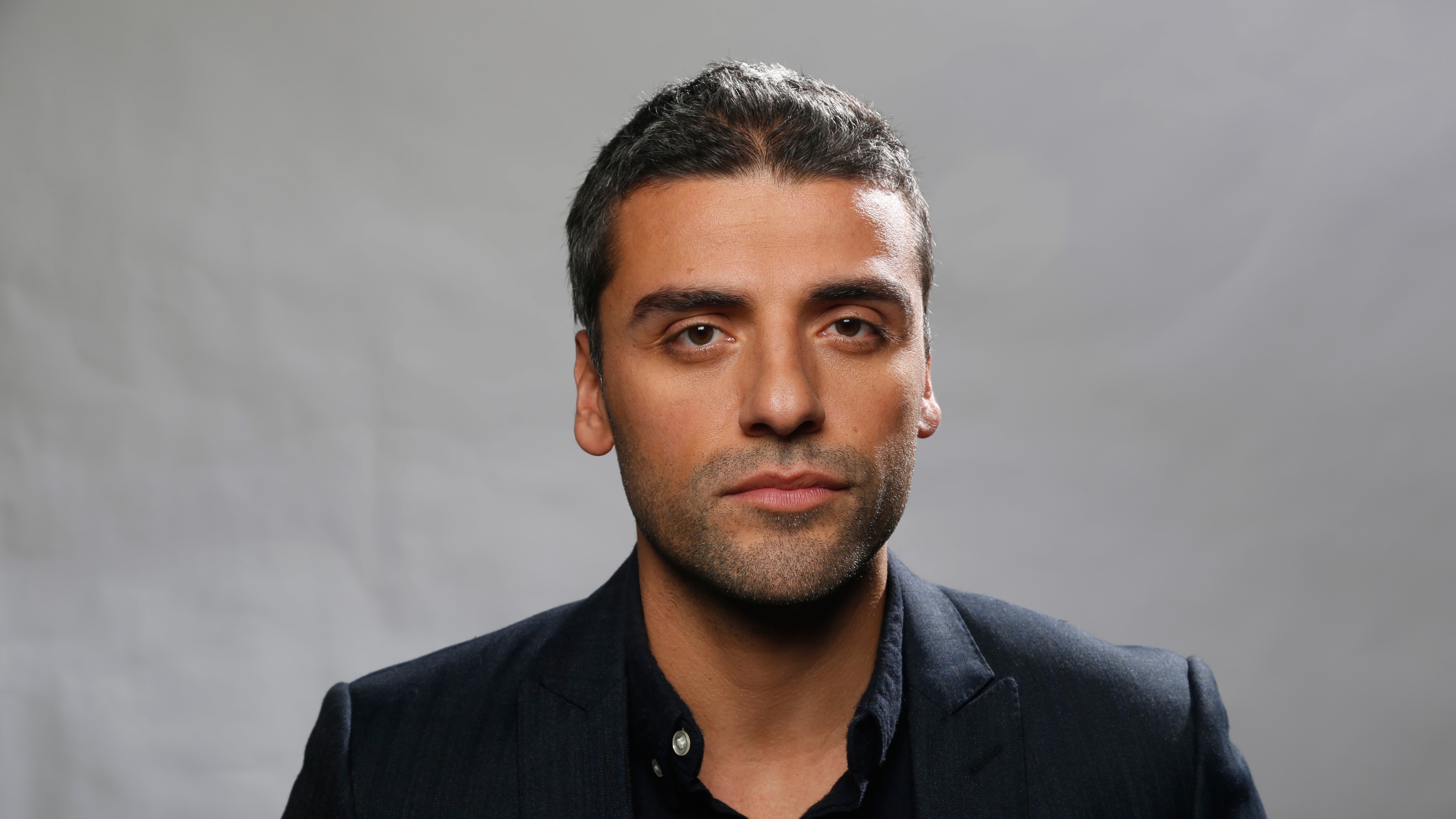 Oscar Isaac, Wallpaper background, High-resolution image, Celebrity, 3840x2160 4K Desktop