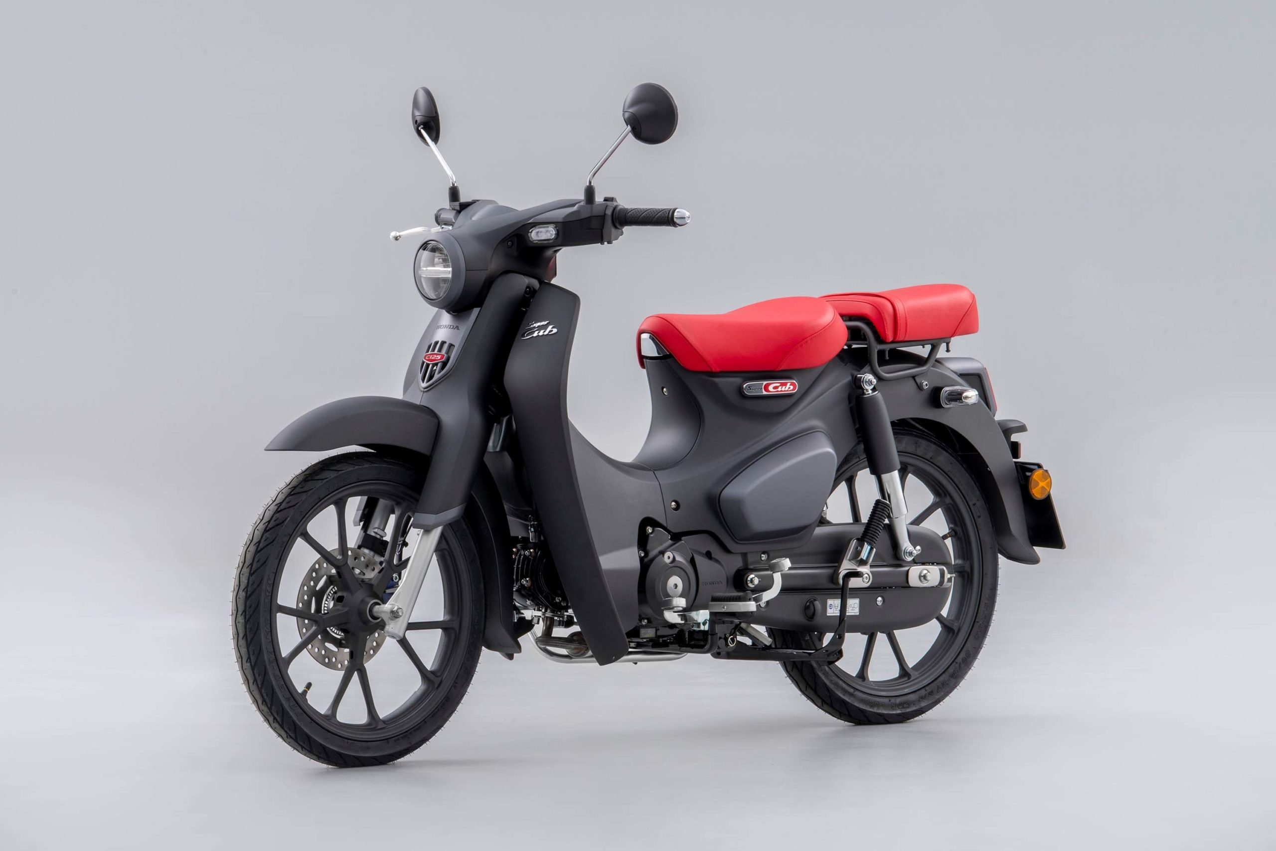 Honda Super Cub, 2022 update, Rear seat addition, Asphalt & Rubber news, 2560x1710 HD Desktop