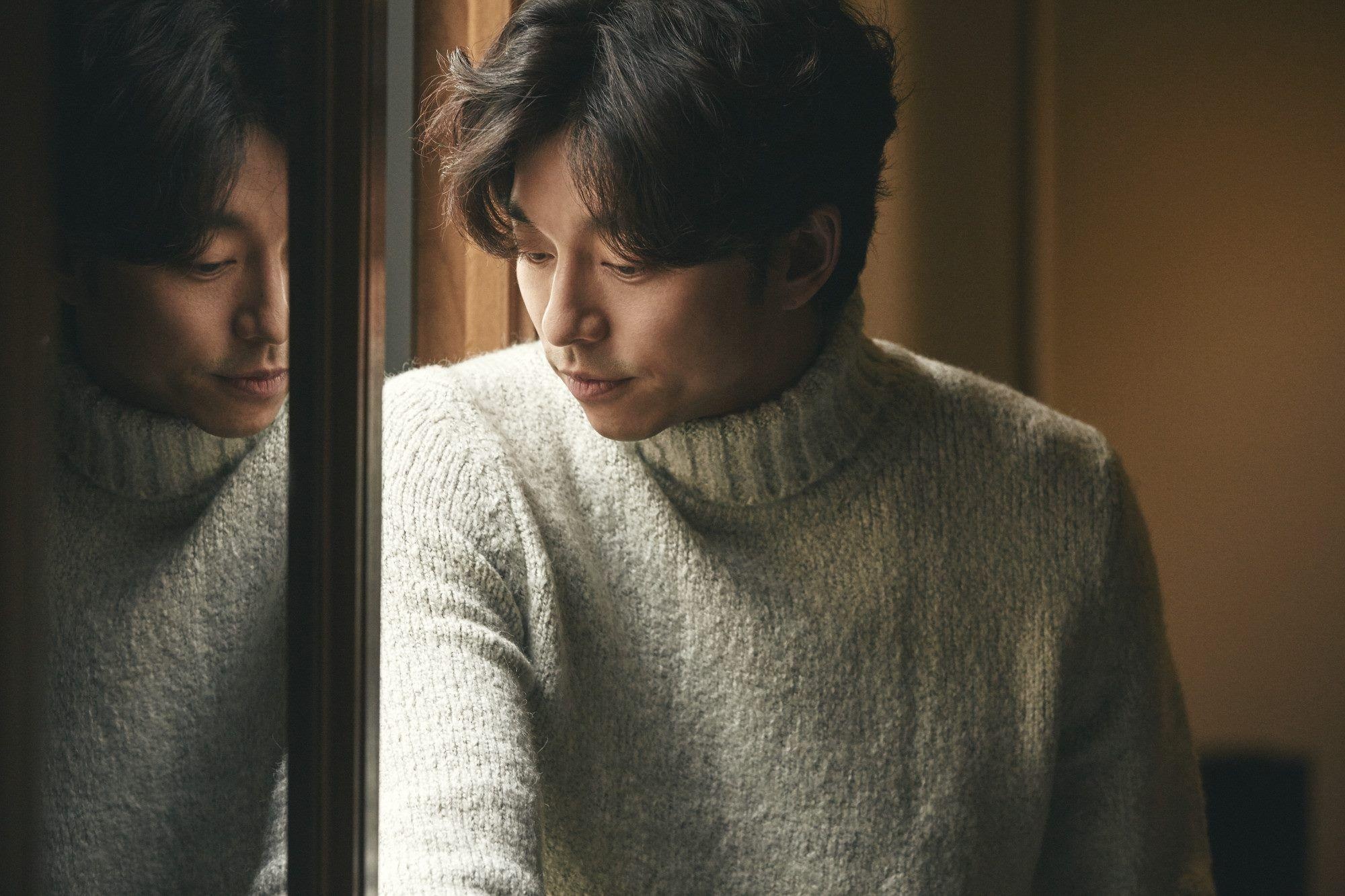 Gong Yoo wallpapers, Stunning visuals, Must-have collection, Korean actor, 2000x1340 HD Desktop