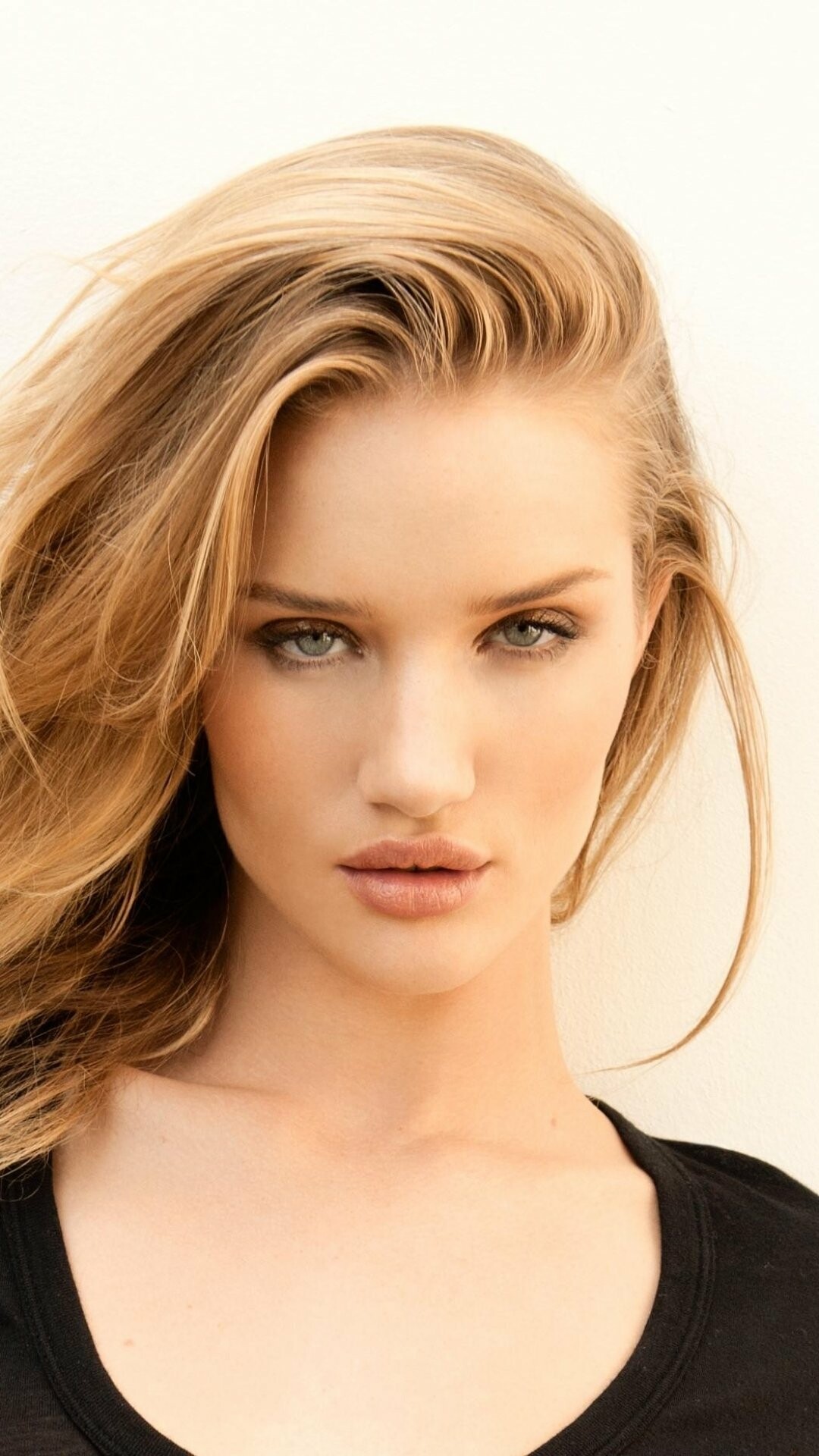 Rosie Huntington-Whiteley, Famous celebrity, Fashion icon, Style inspiration, 1080x1920 Full HD Phone