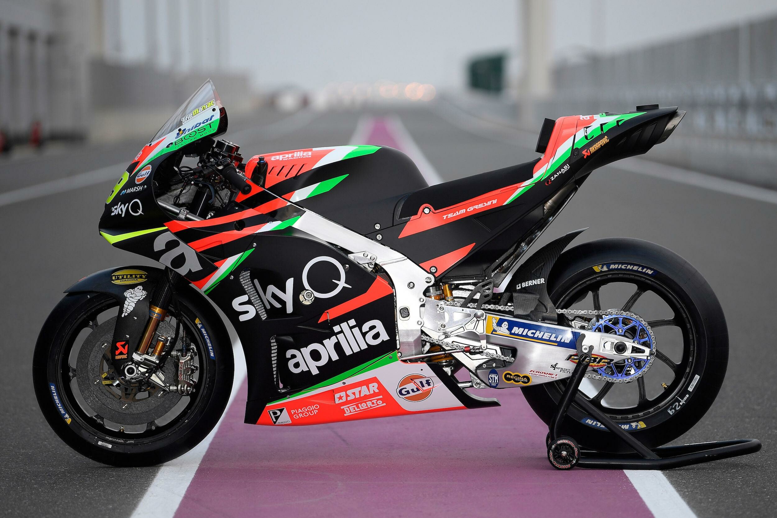 Aprilia RS-GP, Aprilia Wallpaper, 2500x1670 HD Desktop