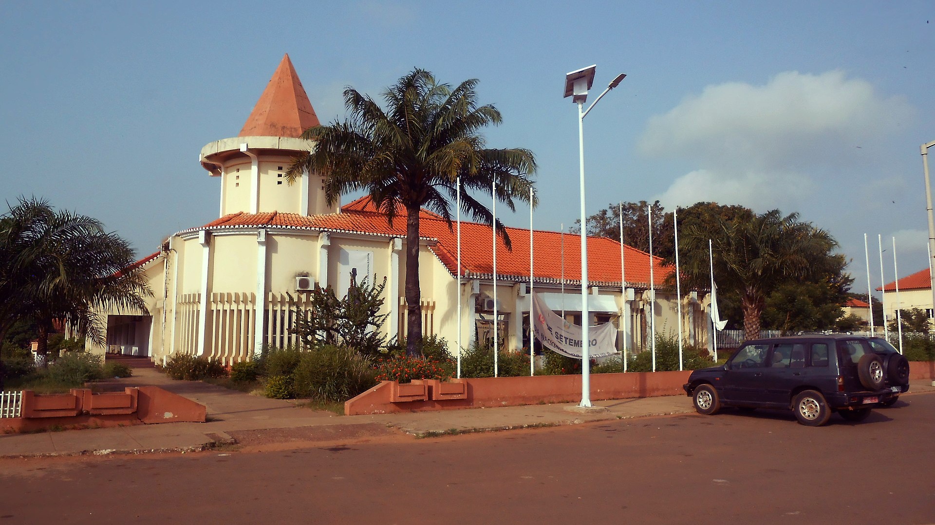 Bissau, National museum, Guinea Bissau, 1920x1080 Full HD Desktop