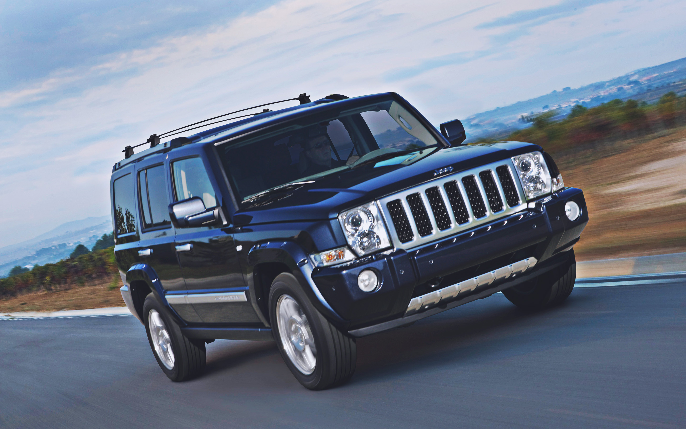 2009 Model, Jeep Commander Wallpaper, 2880x1800 HD Desktop