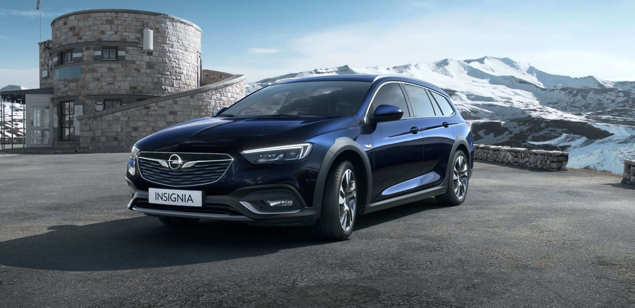 Gen II Z18, Opel Insignia Country Tourer Wallpaper, 2560x1250 Dual Screen Desktop