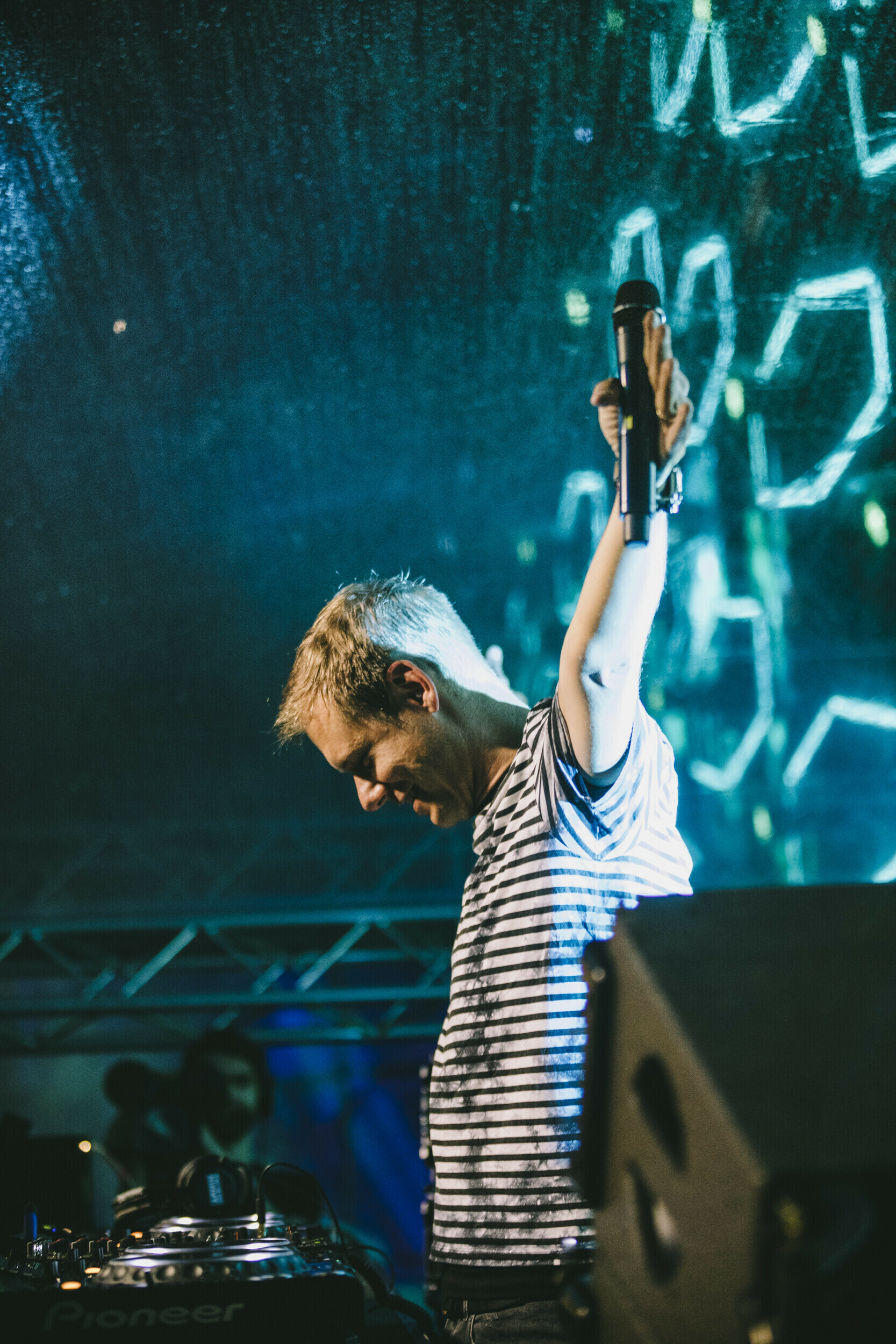 Weekend Festival Baltic, Armin Van Buuren Wallpaper, 1670x2500 HD Phone