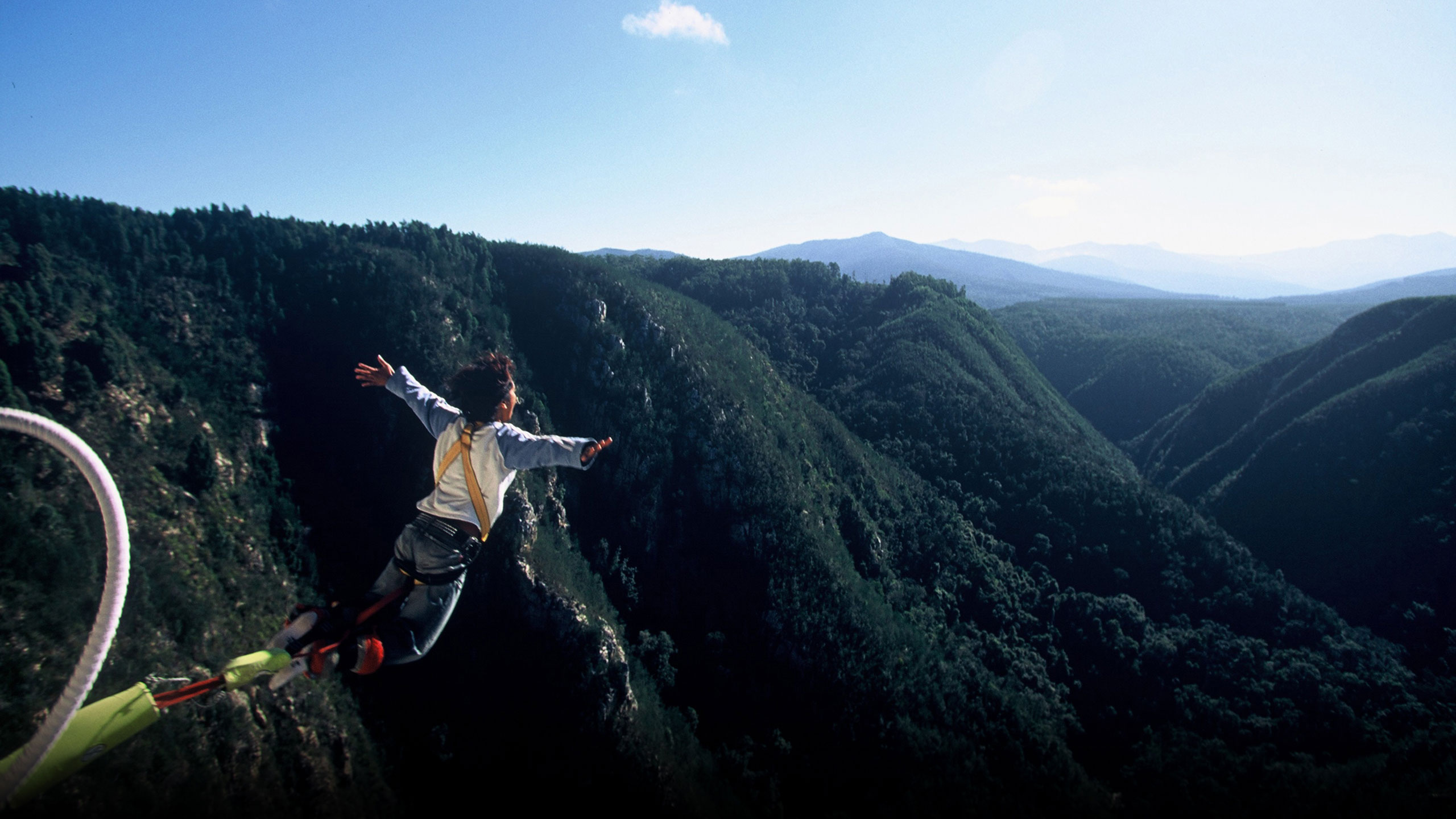 Bungee jump wallpaper, High definition leap, Adventure wallpapers, Adrenaline-filled experience, 2560x1440 HD Desktop