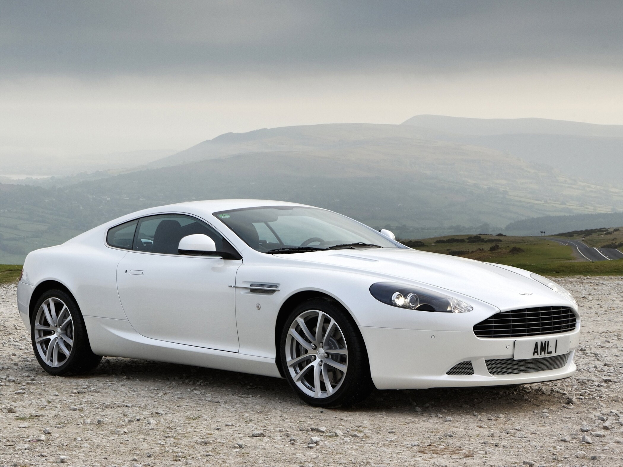 Aston Martin, DB9 elegance, White car, Free HD downloads, 2100x1580 HD Desktop