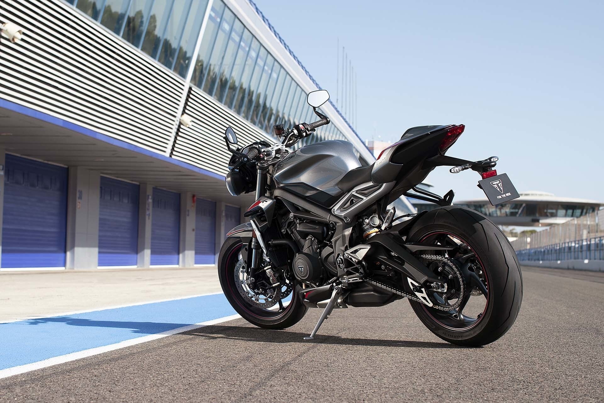 Triumph Street Triple RS, Auto excellence, Iconic design, High-performance, 1920x1280 HD Desktop