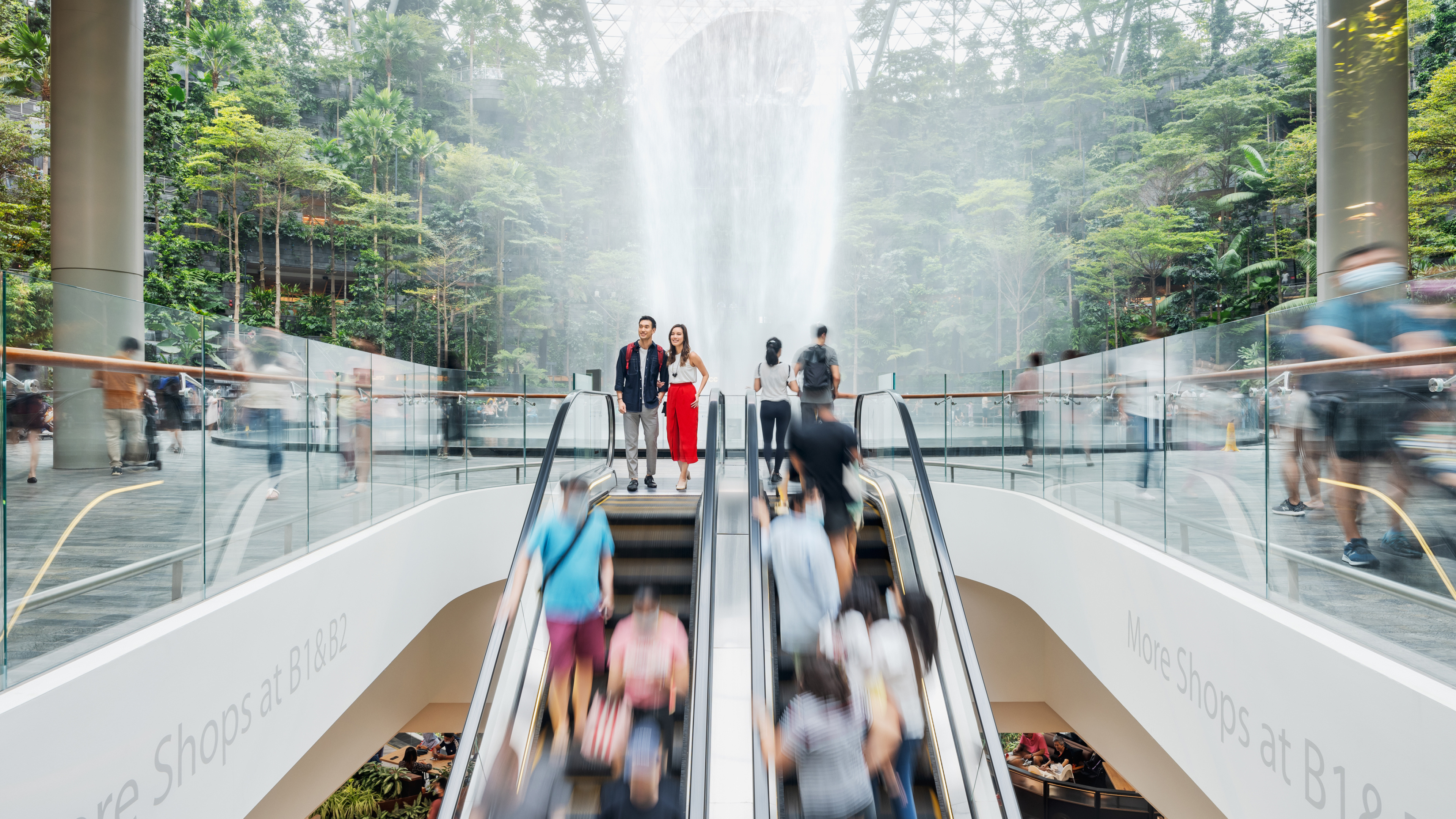 Singapore Changi International Airport Travels, Elevator technology excellence, Vertical transportation solutions, 3840x2160 4K Desktop