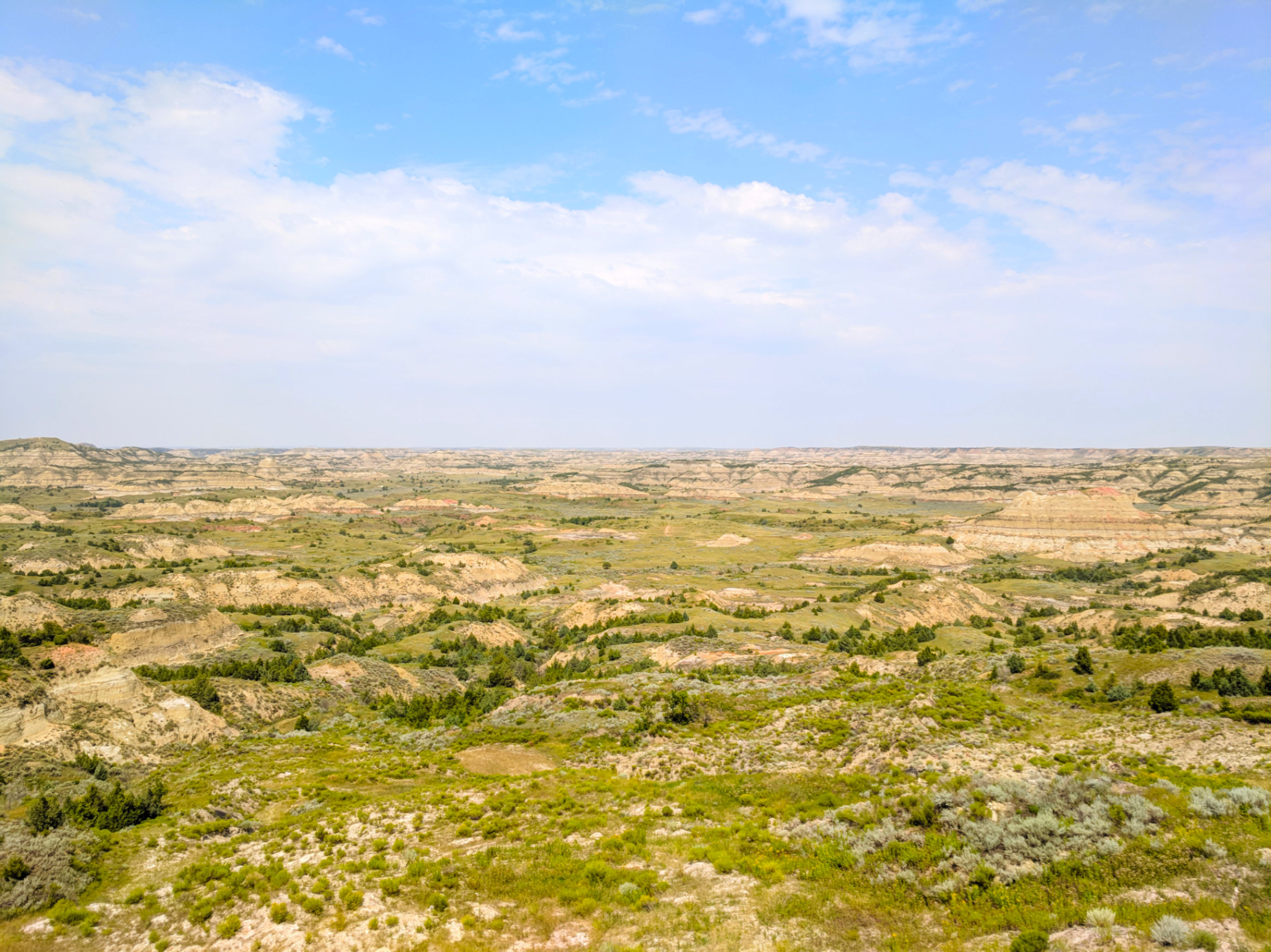 Badlands, Theodore Roosevelt National Park Wallpaper, 2340x1750 HD Desktop