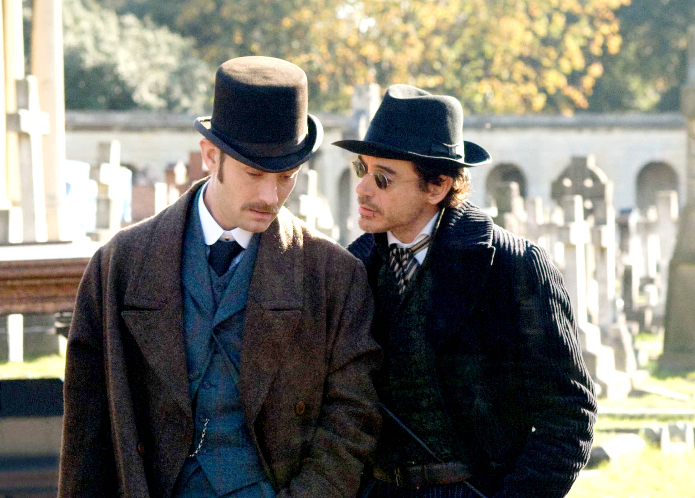 Sherlock Holmes, Robert Downey Jr., Striking photo, Memorable still, 2240x1600 HD Desktop