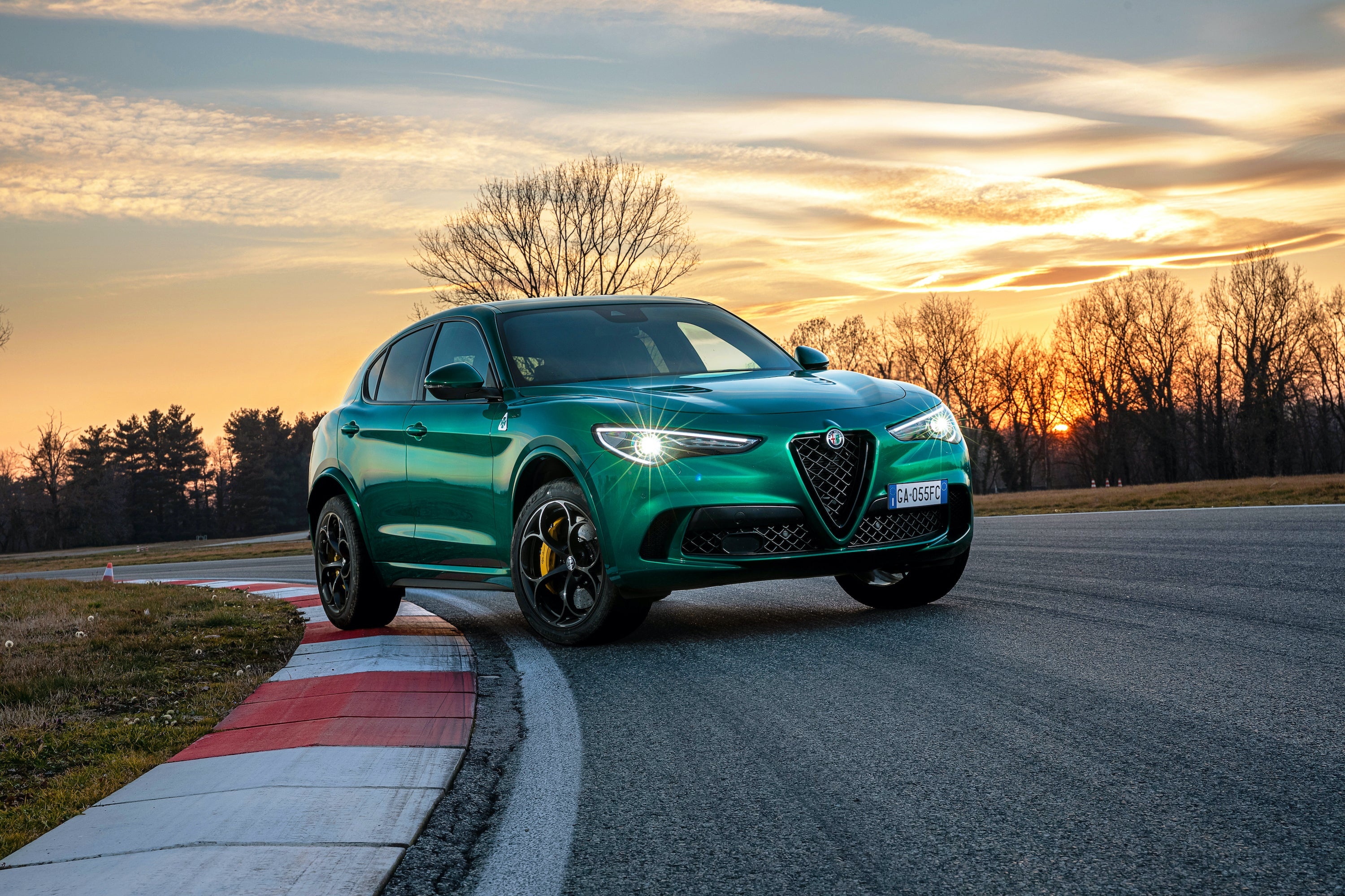 Stelvio Quadrifoglio I, Alfa Romeo Wallpaper, 3000x2000 HD Desktop