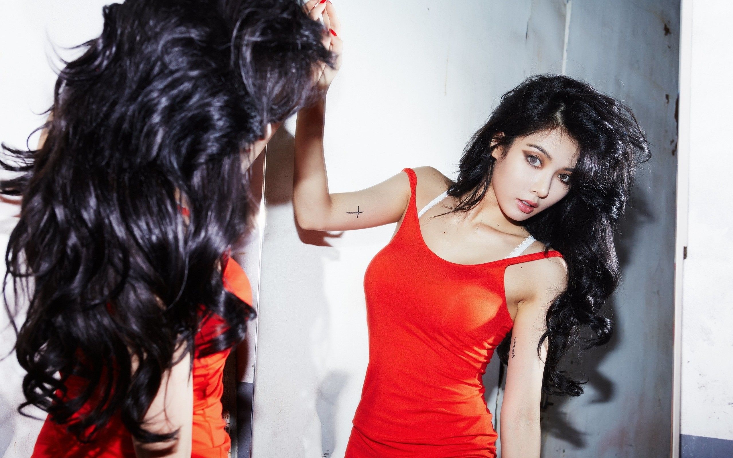 Hyuna desktop wallpapers, Backgrounds, 2560x1600 HD Desktop